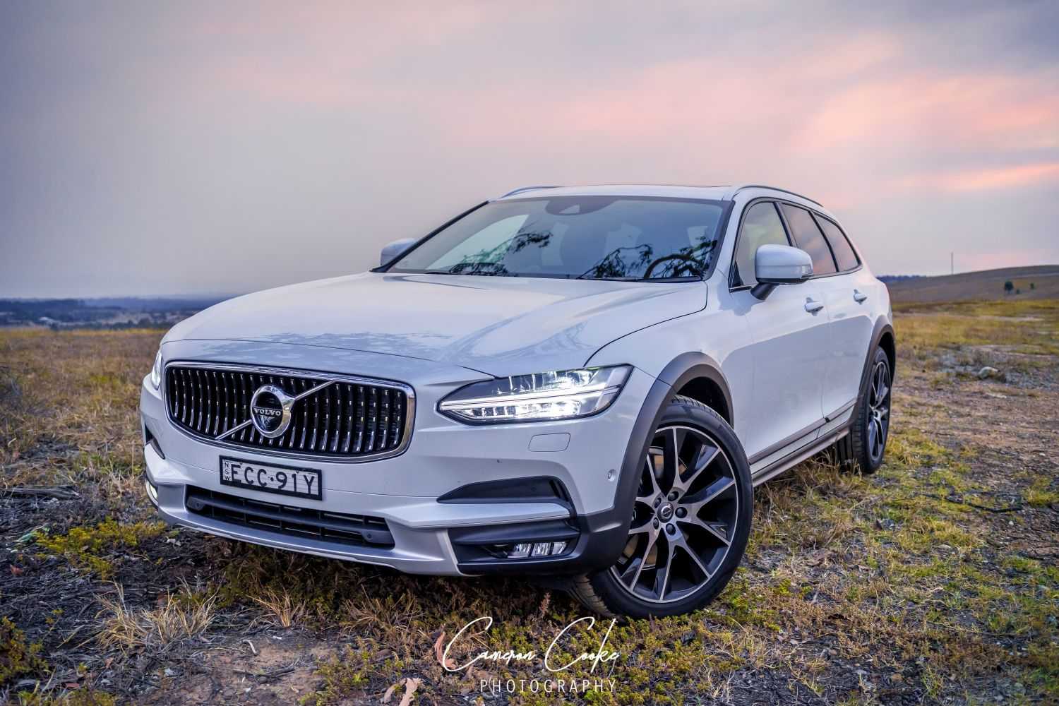 Тест-драйв volvo v90 cross country b6 2022 | движение24