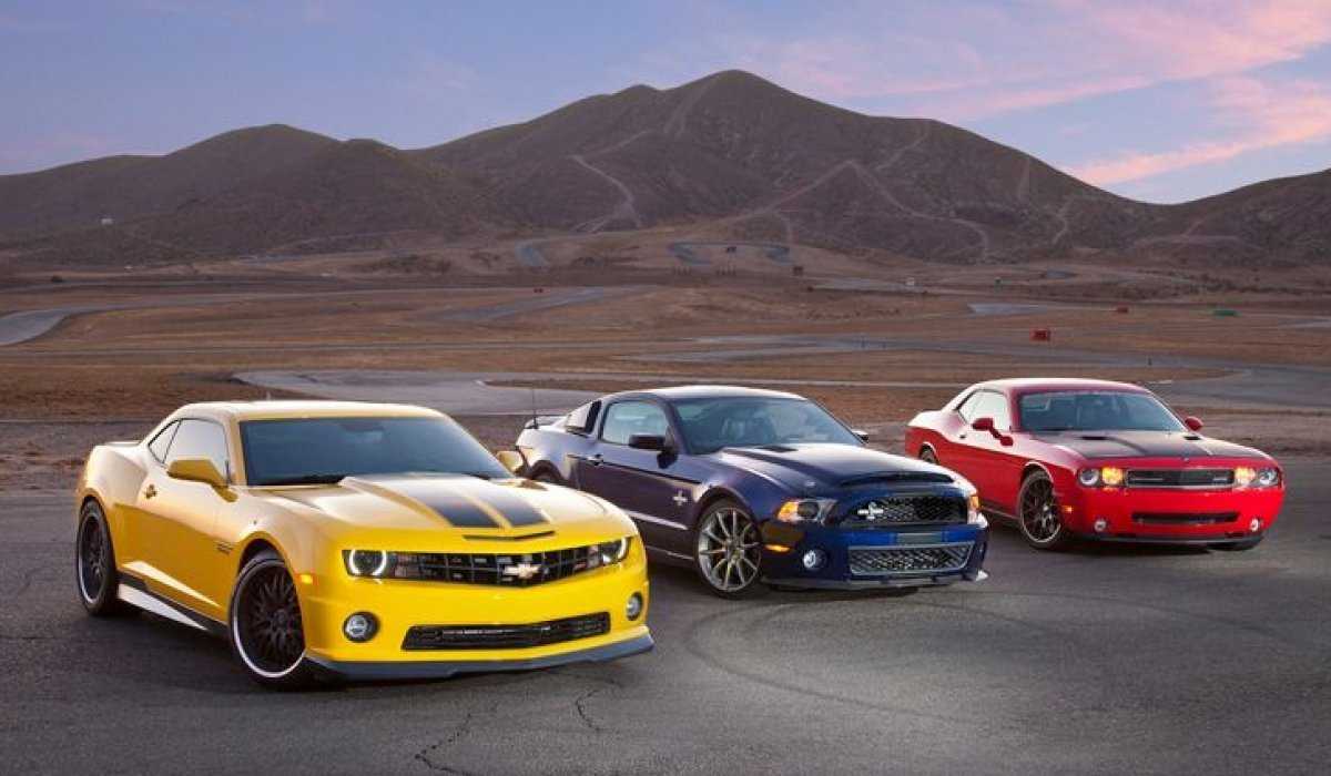 Какой автомобиль выбрать ford mustang или chevrolet camaro