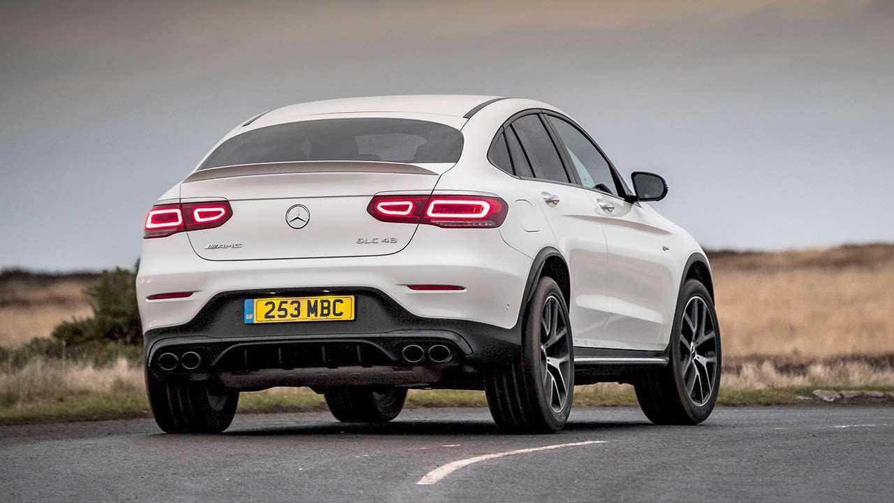 Первый взгляд на mercedes-amg glc 63 coupe: уникальные изображения новой модели 2024 года