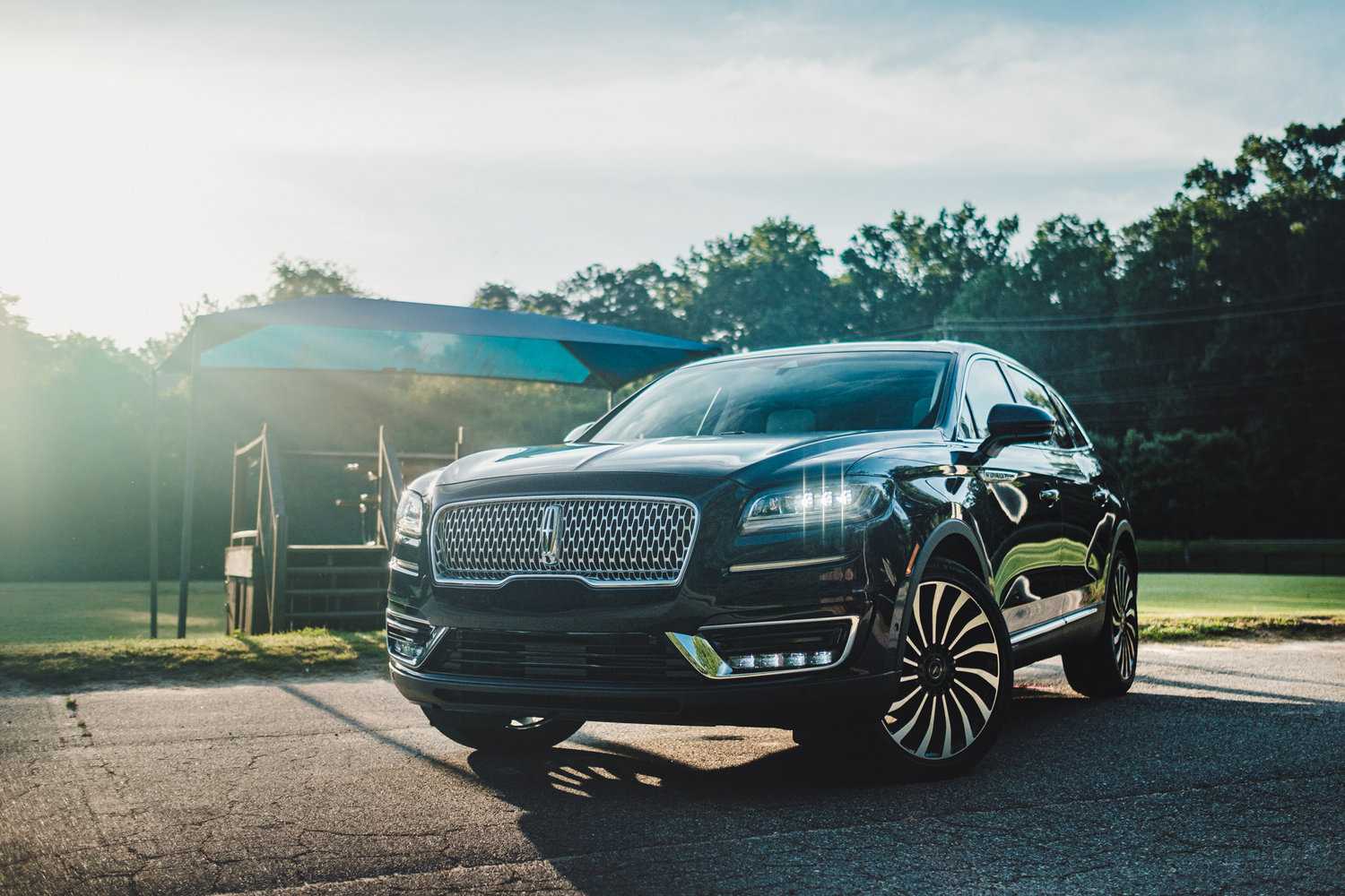 Lincoln заменил старый кроссовер mkx на новый nautilus