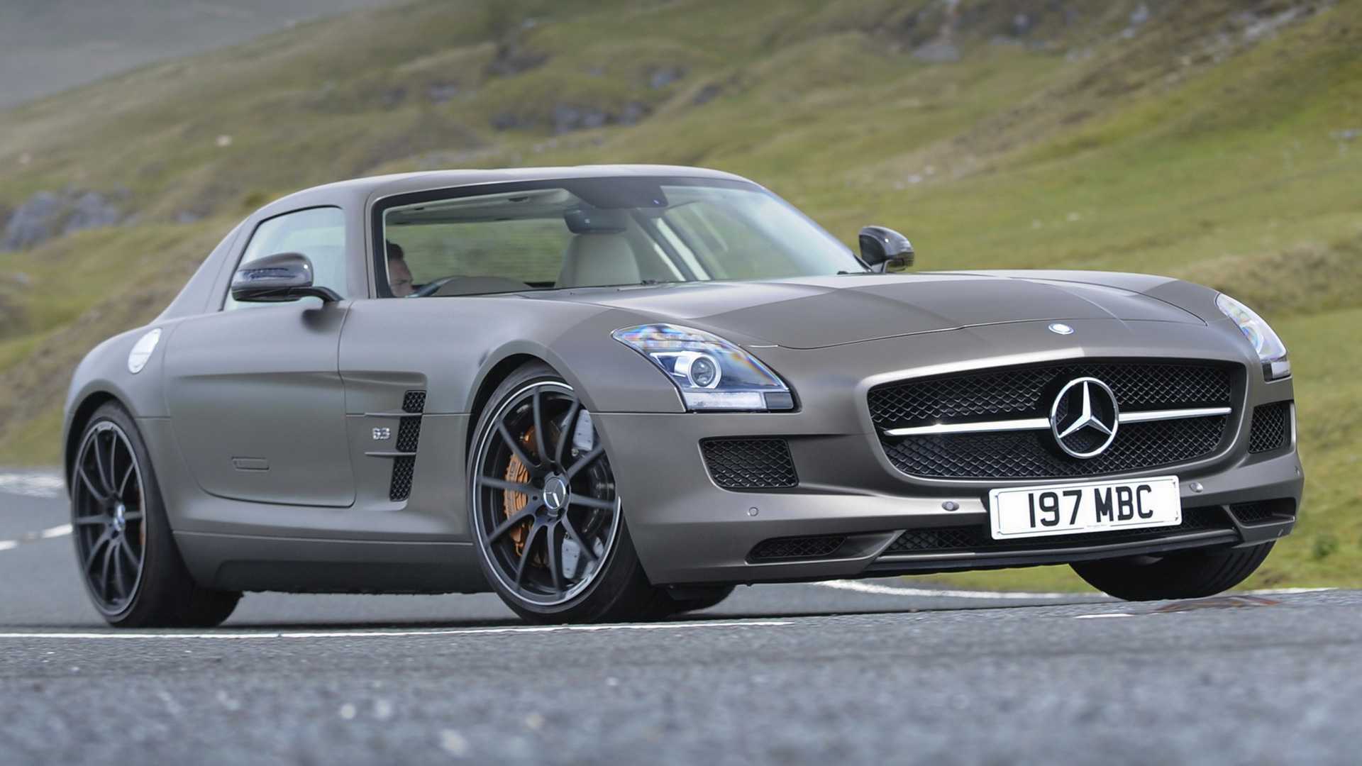 "заряженный" суперкар mercedes-benz sls amg - mercedes-benz sls amg суперкар