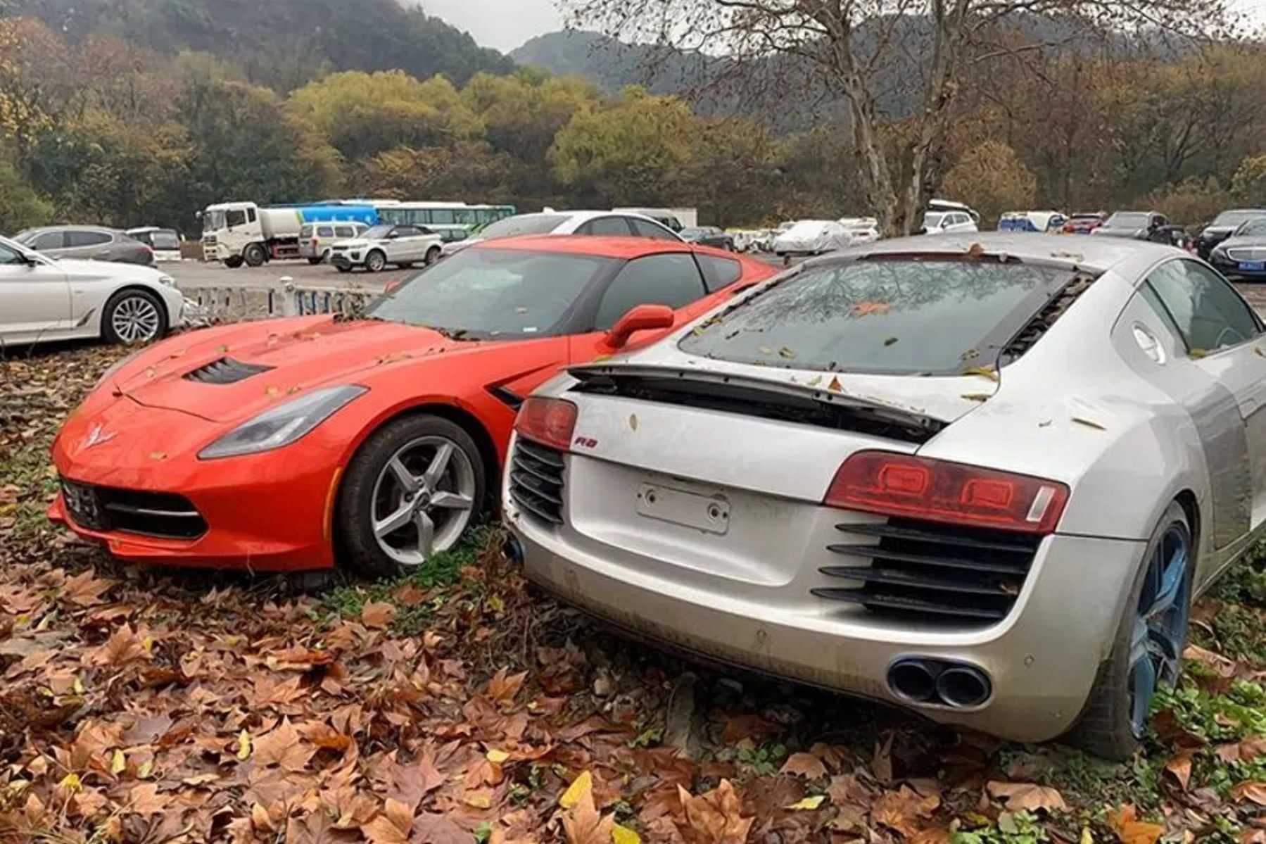 Сотни брошенных люксовых автомобилей в дубае: почему так происходит?