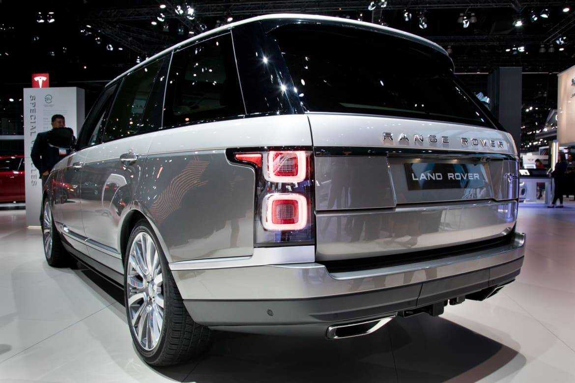 Внедорожник range rover sv autobiography 2021: фото-обзор с характеристиками