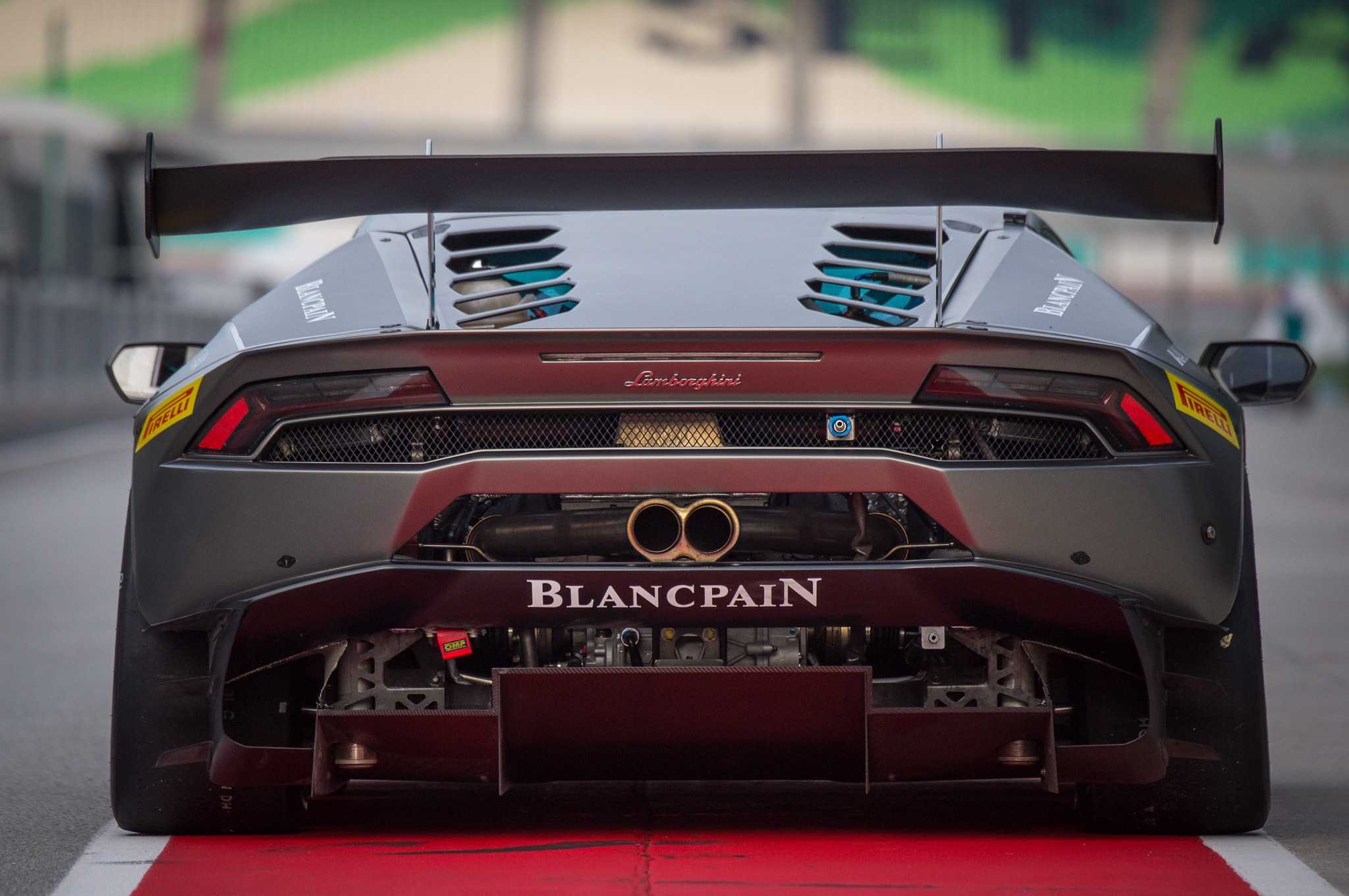 2016 lamborghini huracán  lp 620-2 super trofeo спецификации, цвета, 0-60, 0-100, сопротивление четверти мили и обзор максимальной скорости