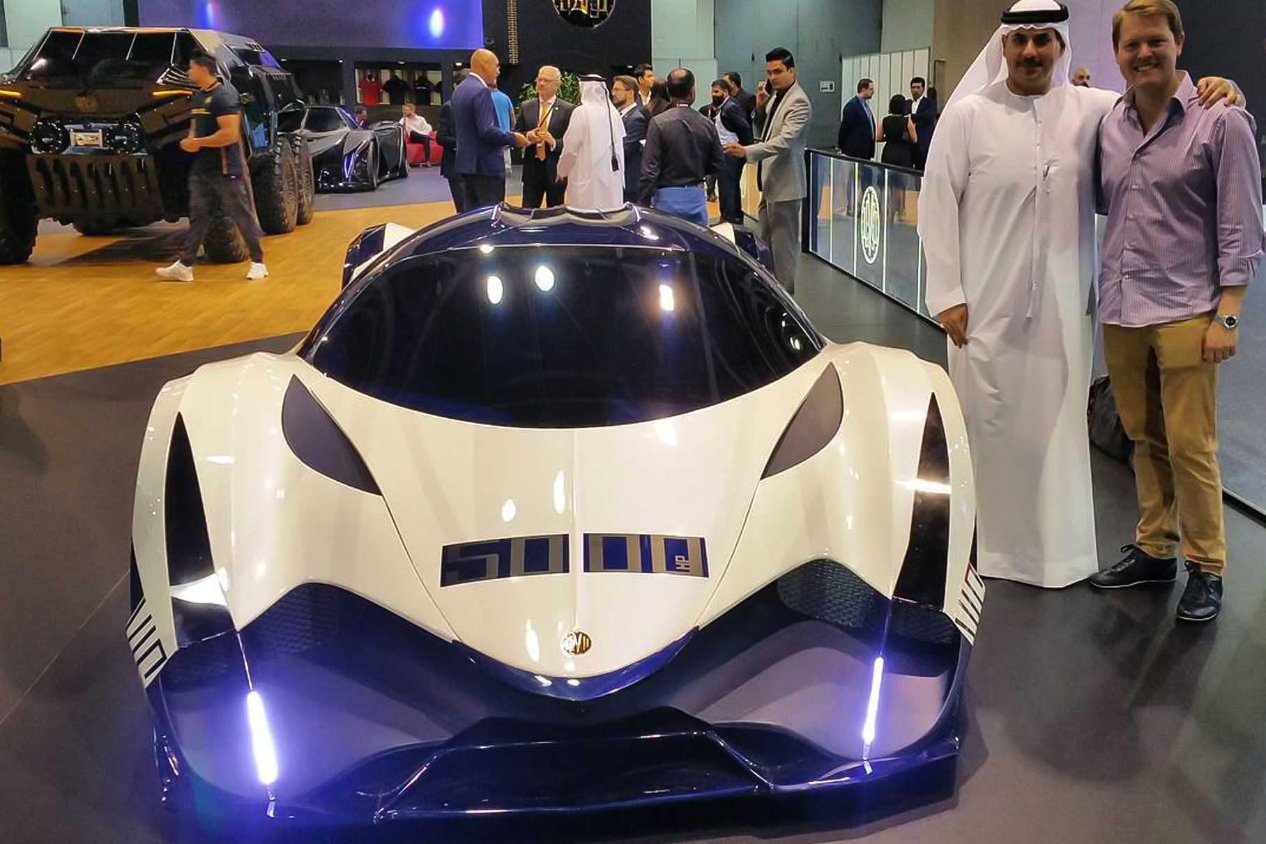 Devel Sixteen 5000 л с