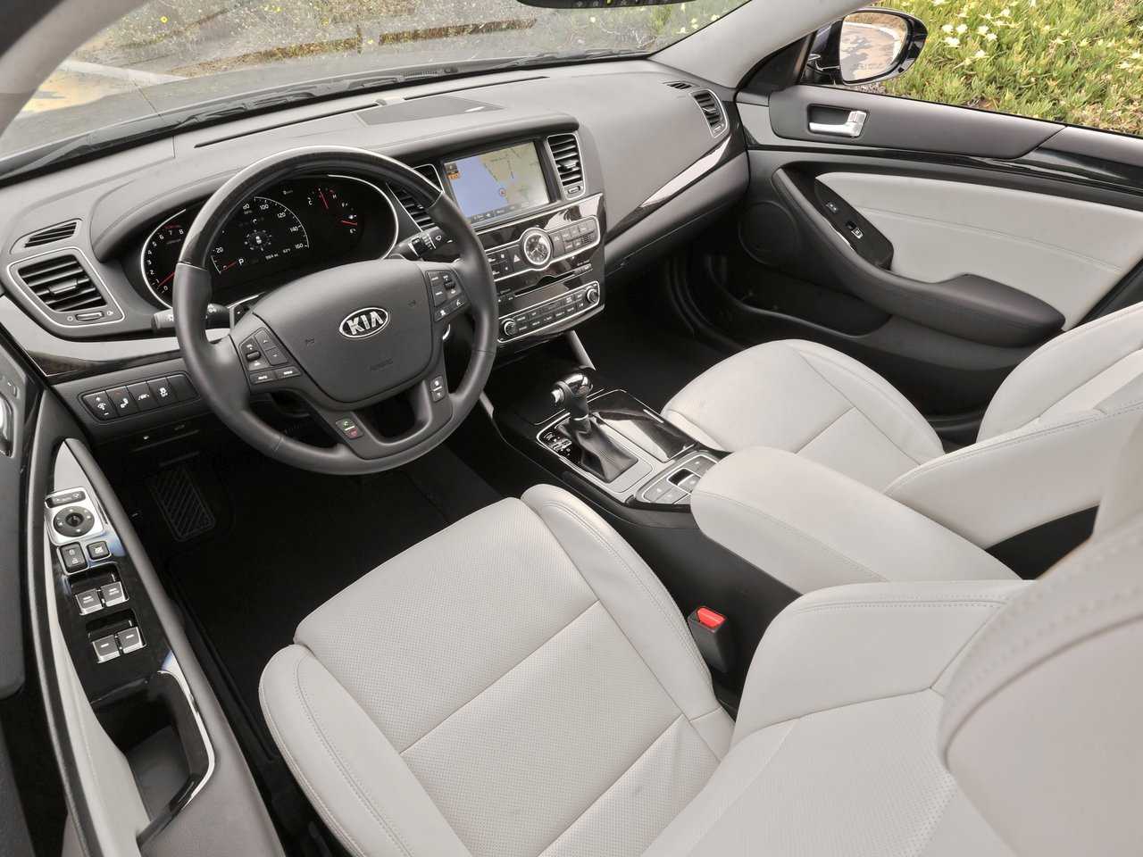 Премиальный седан kia cadenza