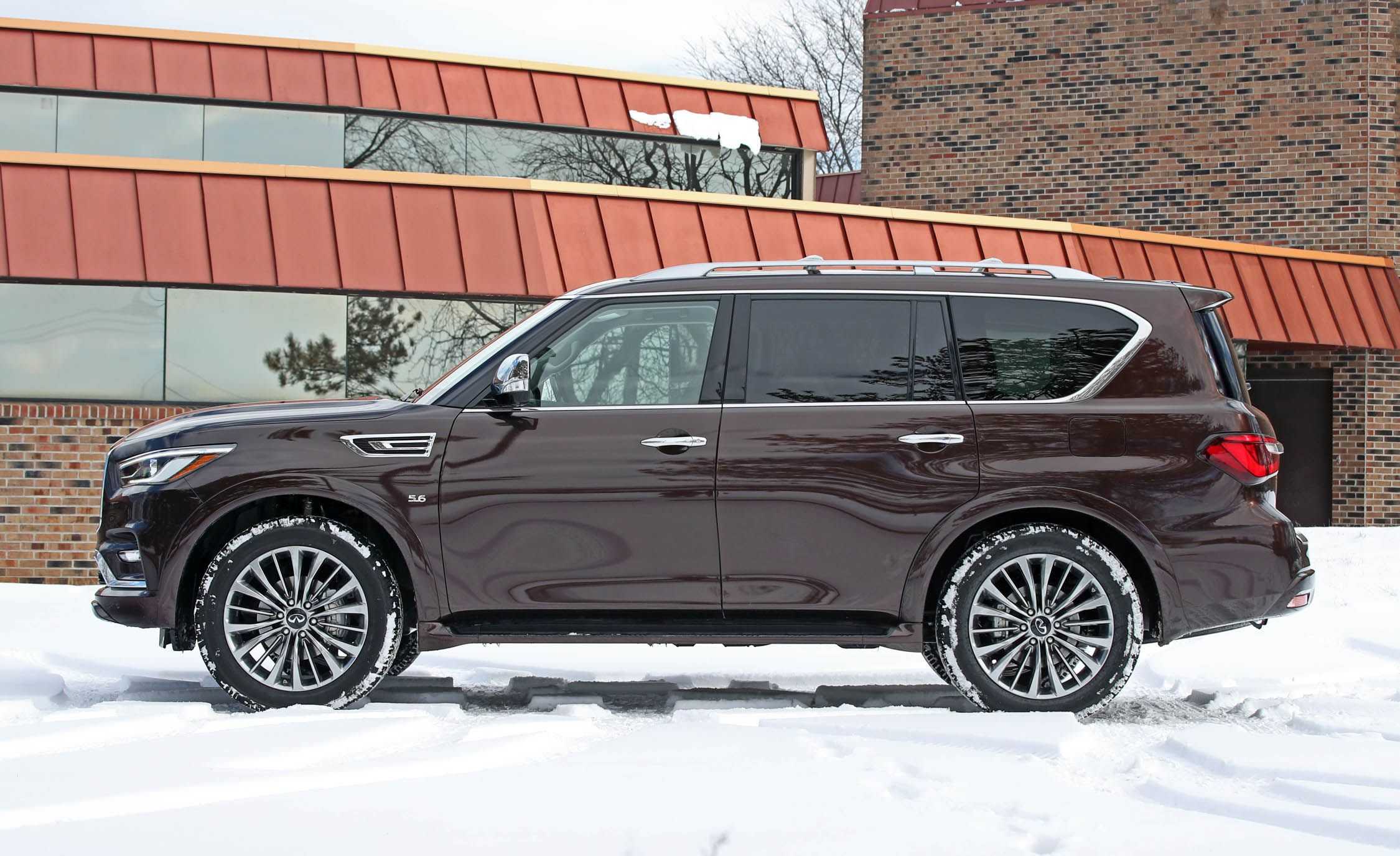 Отзыв о infiniti qx80 5.6 (405 л.с.) 4wd at 2013 г.в.
