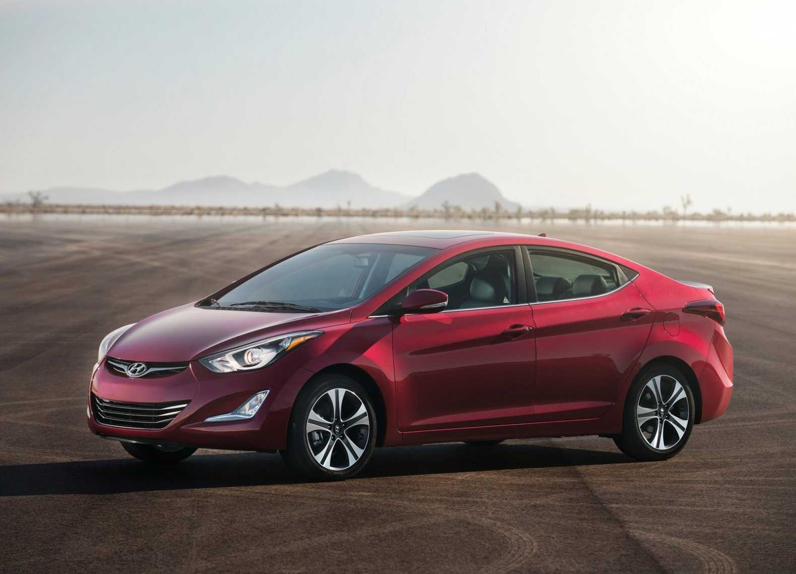 Hyundai elantra: поколения, кузова по годам, история модели и года выпуска, рестайлинг, характеристики, габариты, фото - carsweek
