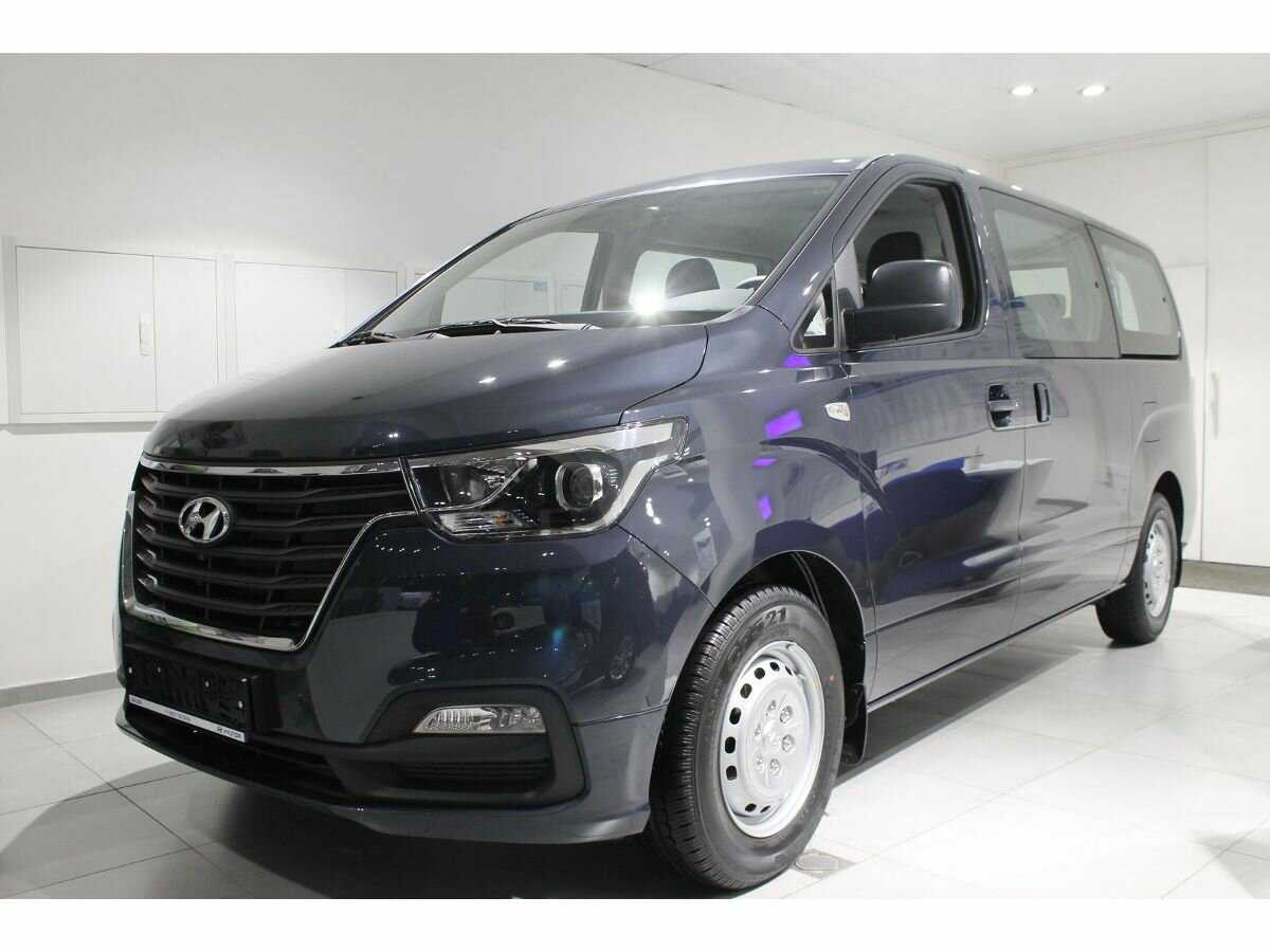 Hyundai h-1 2020 года — комфортный 8-местный минивэн, предназначенный для продолжительных путешествий