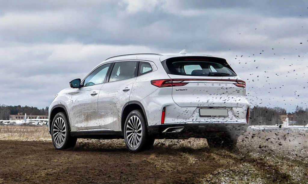 Новые автомобили EXEED 2023: цены и комплектации на весь модельный ряд EXEED, модификации, оборудование и дополнительные опции автомобиля, тест-драйвы и фото новых моделей