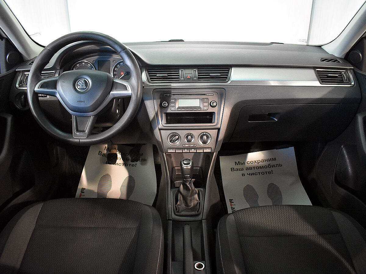 Skoda rapid – слабые места самого маленького чешского лифтбека