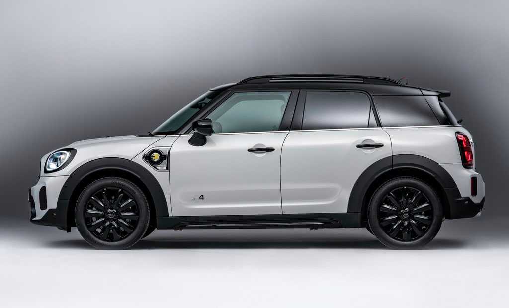 Тест-драйв MINI Countryman - видео обзор и фото новый кузов