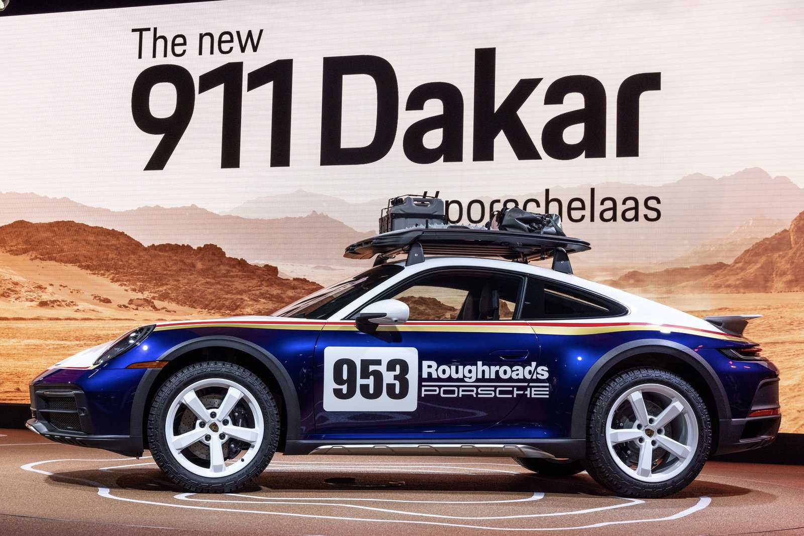 Первый взгляд porsche 911 dakar 2023 года: воплощена фантазия о внедорожнике