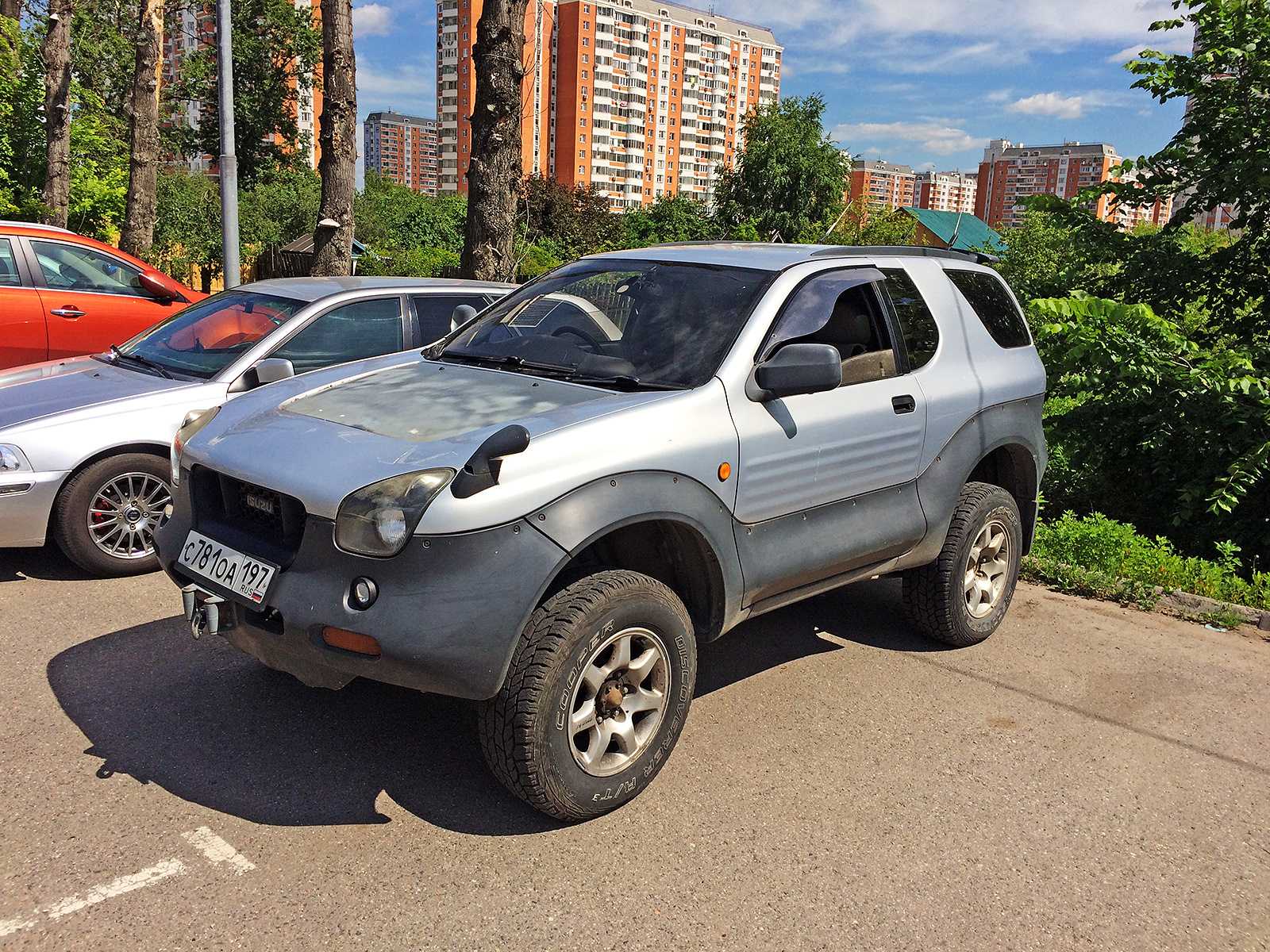 Isuzu vehicross