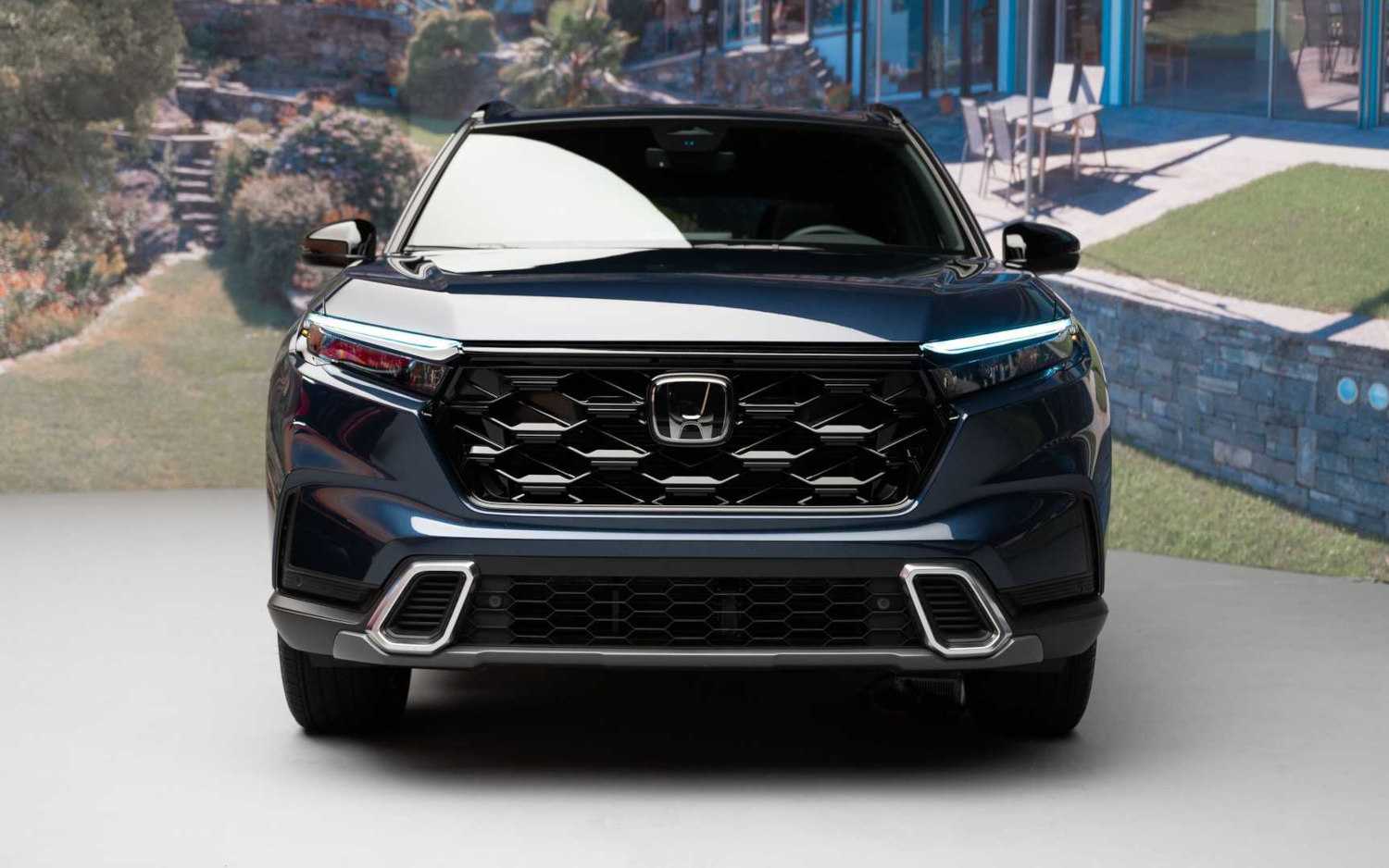 Honda CR-V: комплектации и цены официальные, фото в новом кузове, модификации и оборудование автомобиля на 2023 год