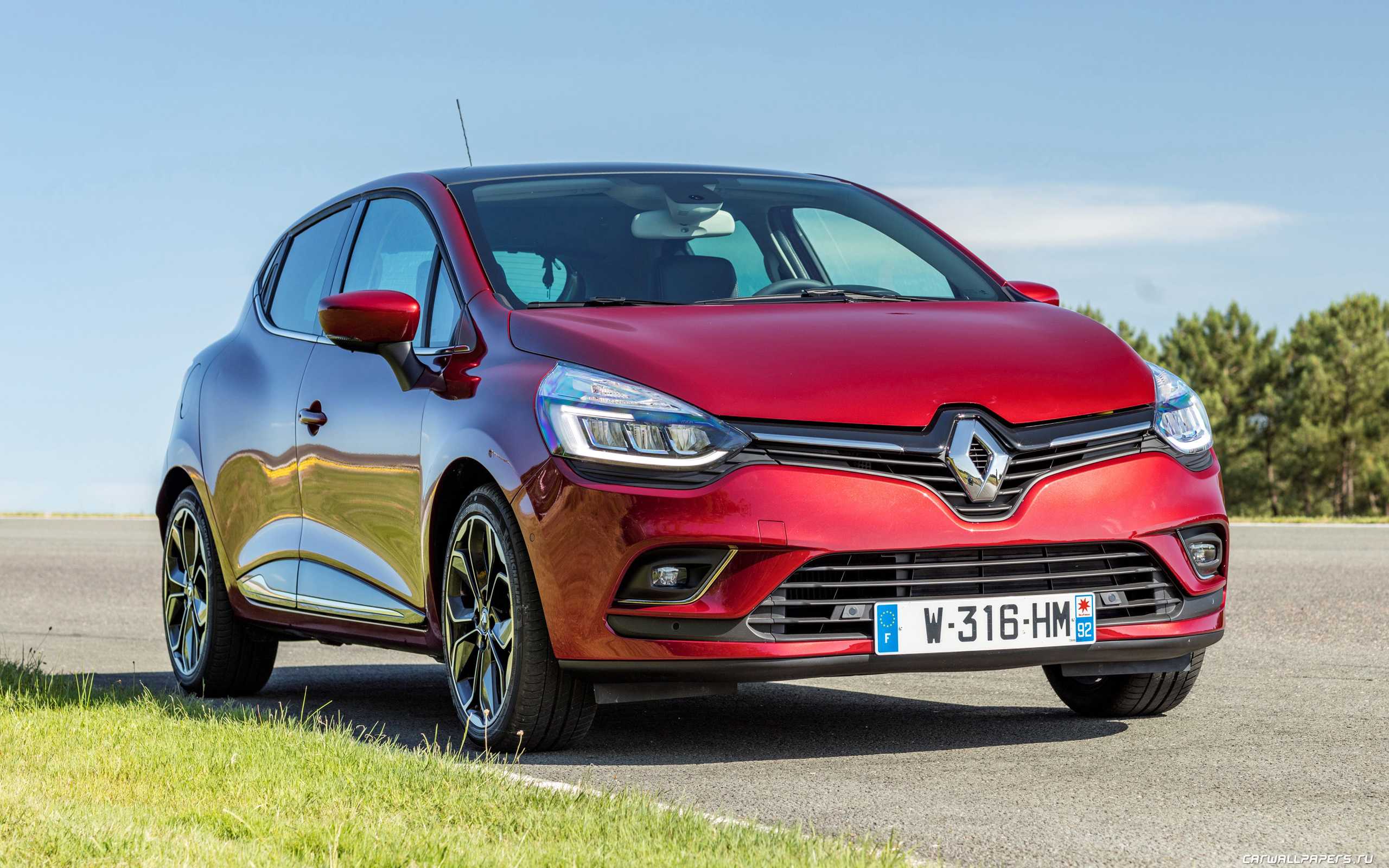 Фотошпионы показали рестайлинговый renault clio 2024 года с обновленными фарами