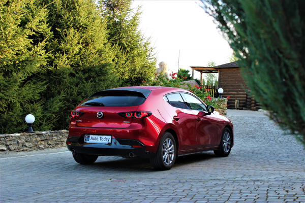 Седан и хэтчбек mazda 3 2021