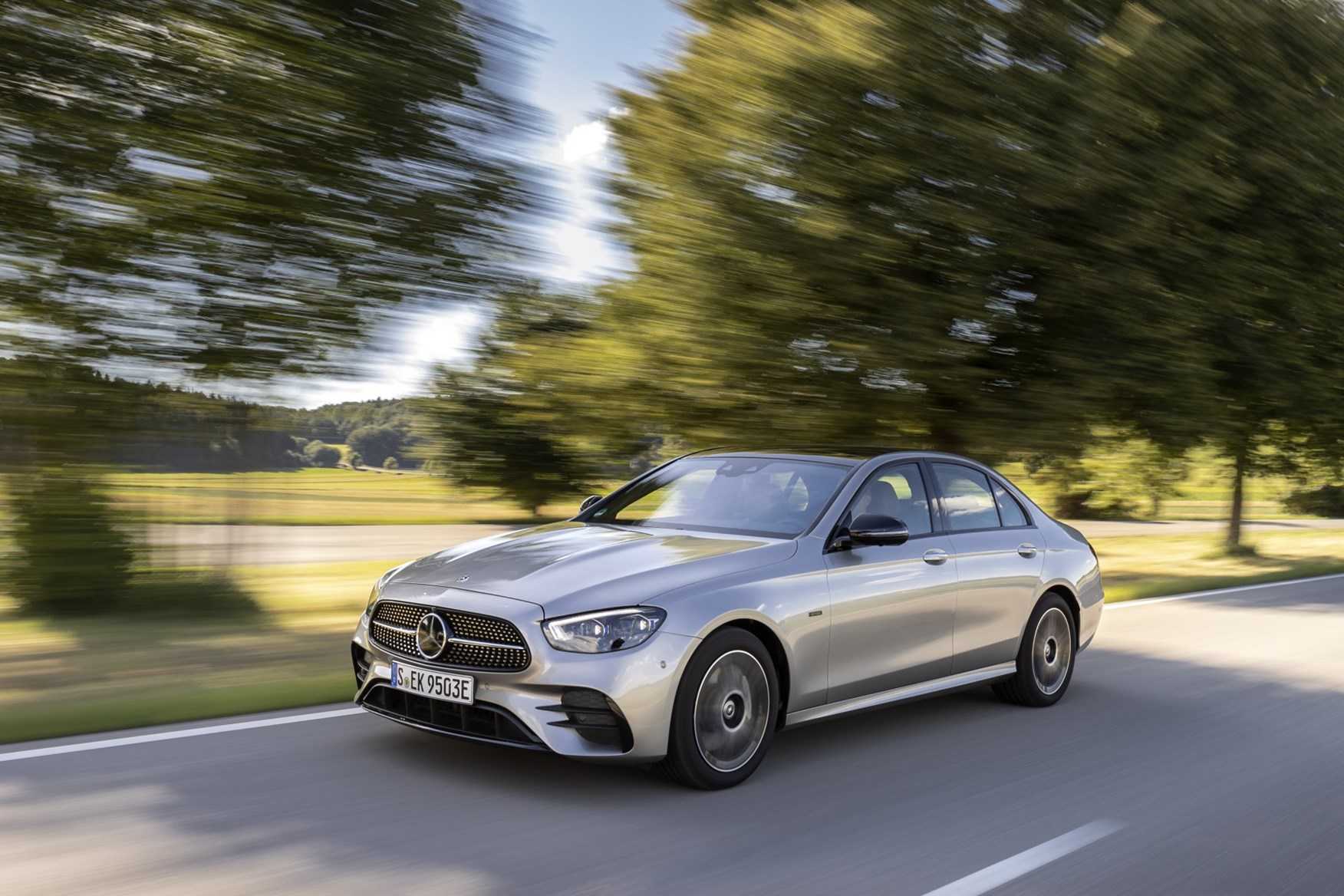 Появились фото обновленного универсала mercedes-benz e-class estate