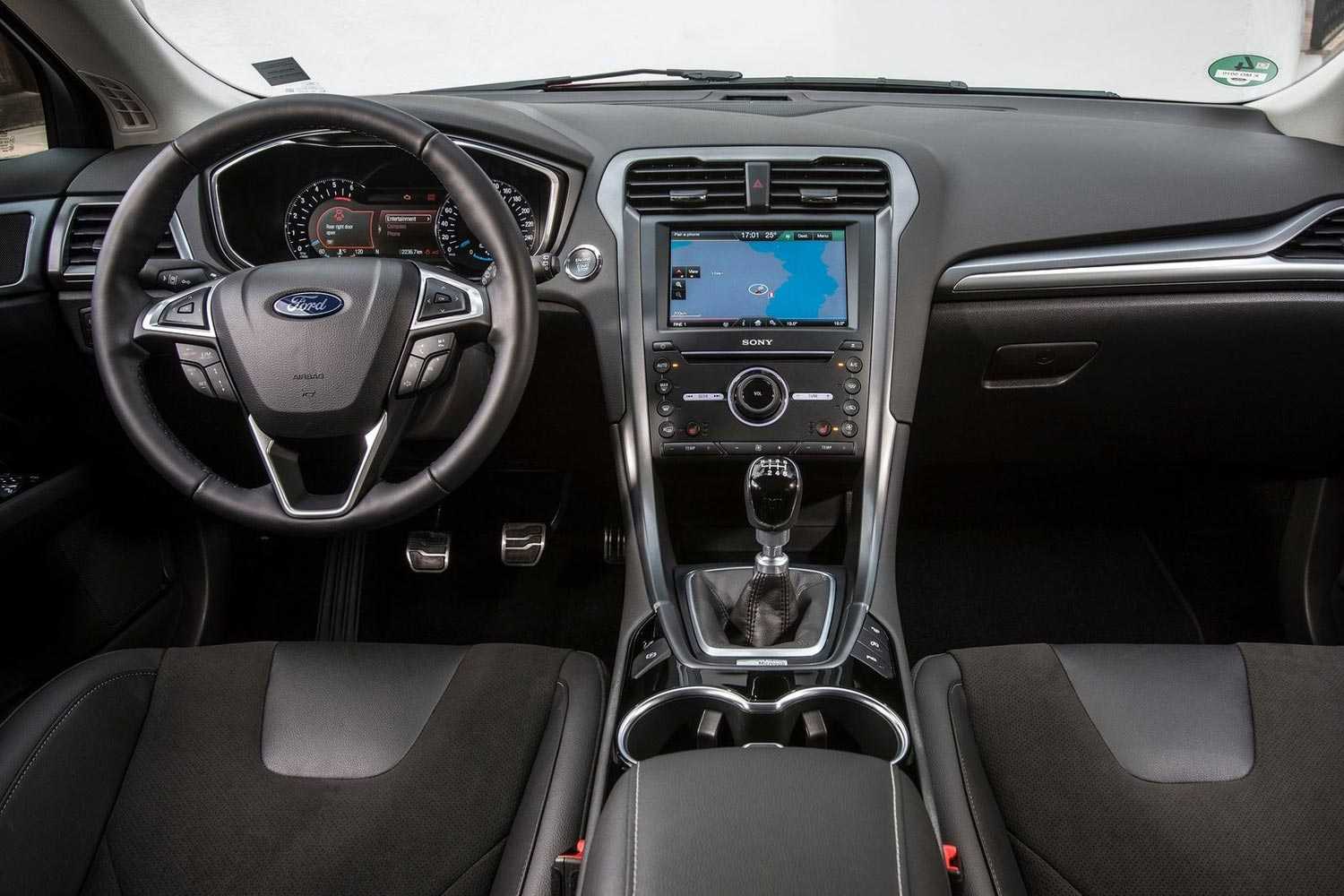 Технические характеристики автомобиля ford mondeo 2.0  2015