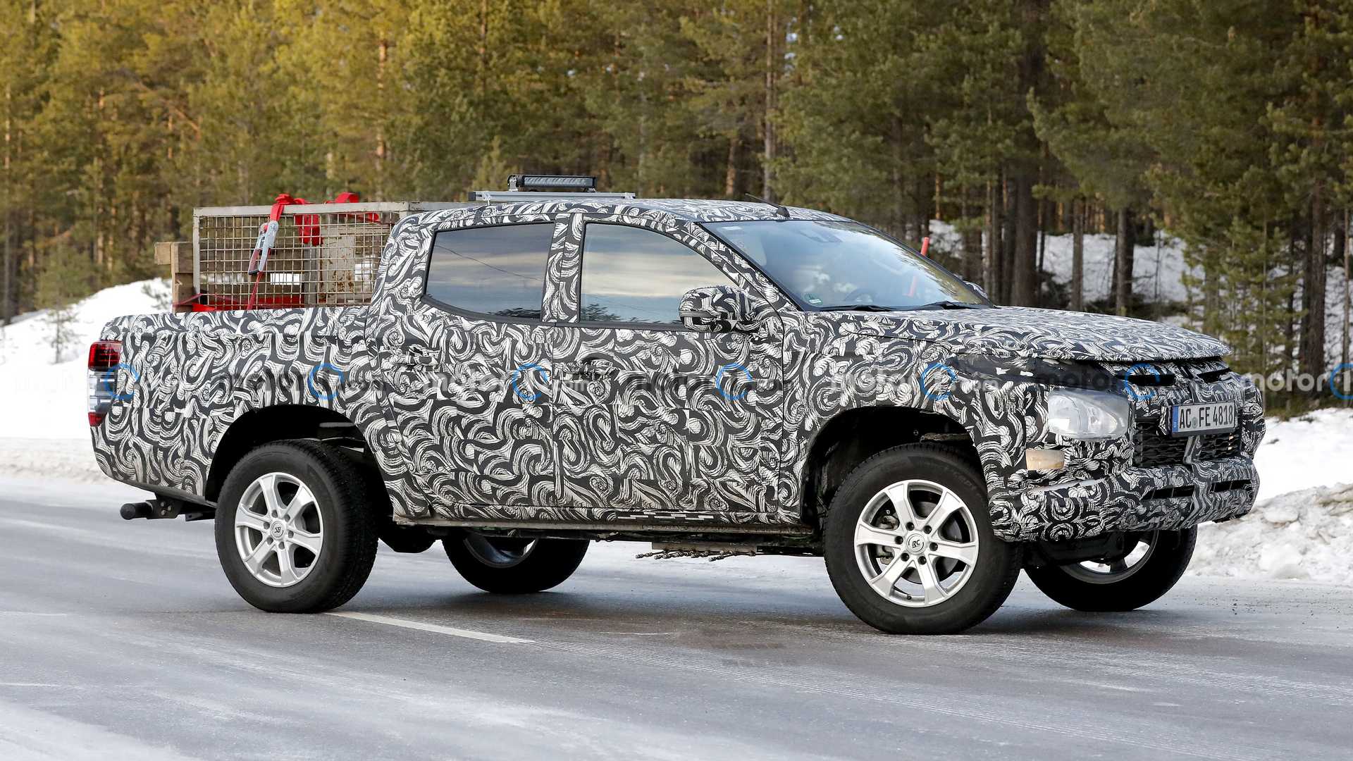 Mitsubishi L200: комплектации и цены официальные, фото в новом кузове, модификации и оборудование автомобиля на 2023 год