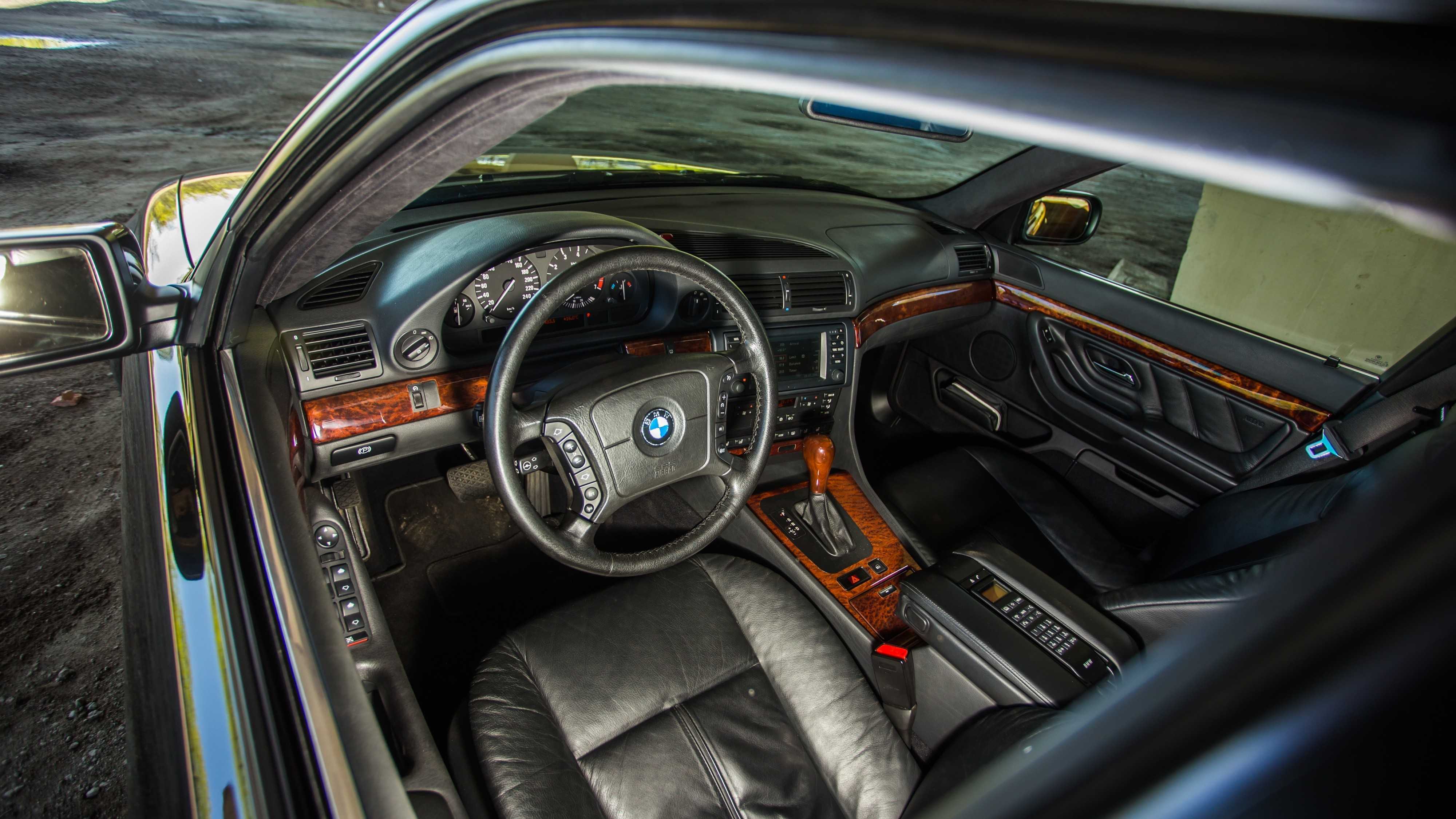 Bmw 7 серия: поколения, кузова по годам, история модели и года выпуска, рестайлинг, характеристики, габариты, фото - carsweek