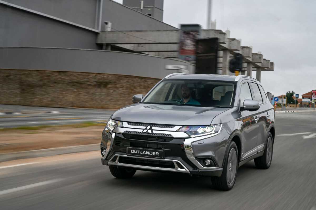 Outlander 2021. Новый Митсубиси Аутлендер 2020. Мицубиси Аутлендер 2021. Новый Mitsubishi Outlander 2021. Митсубиши Аутлендер 2021.