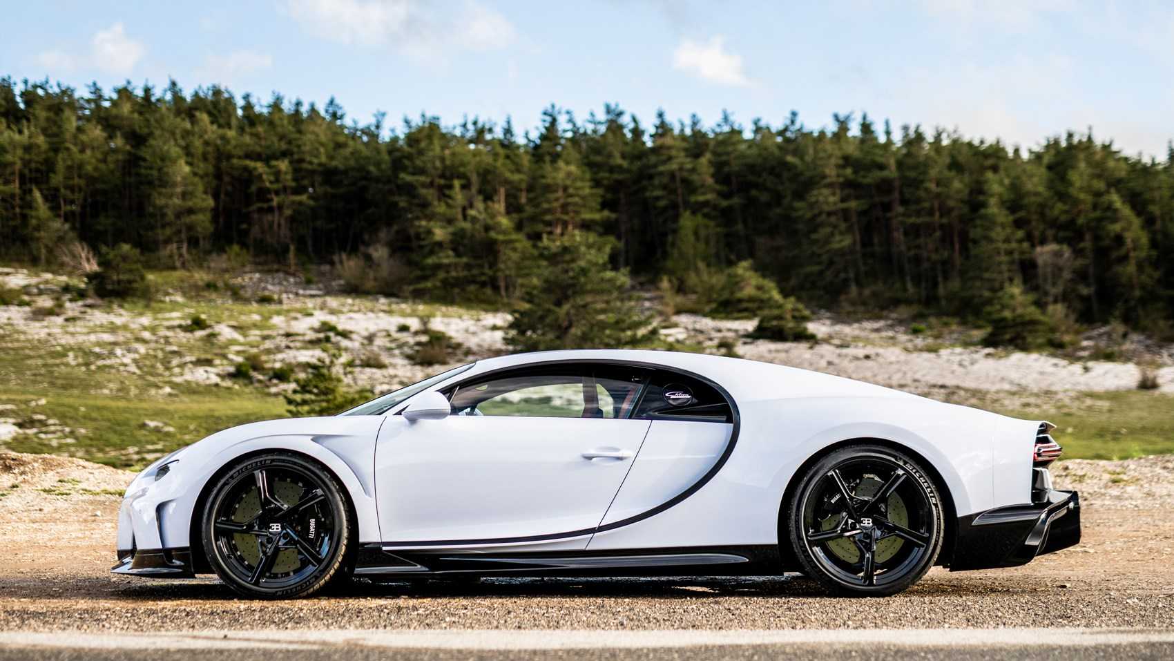 Bugatti Chiron Sport back