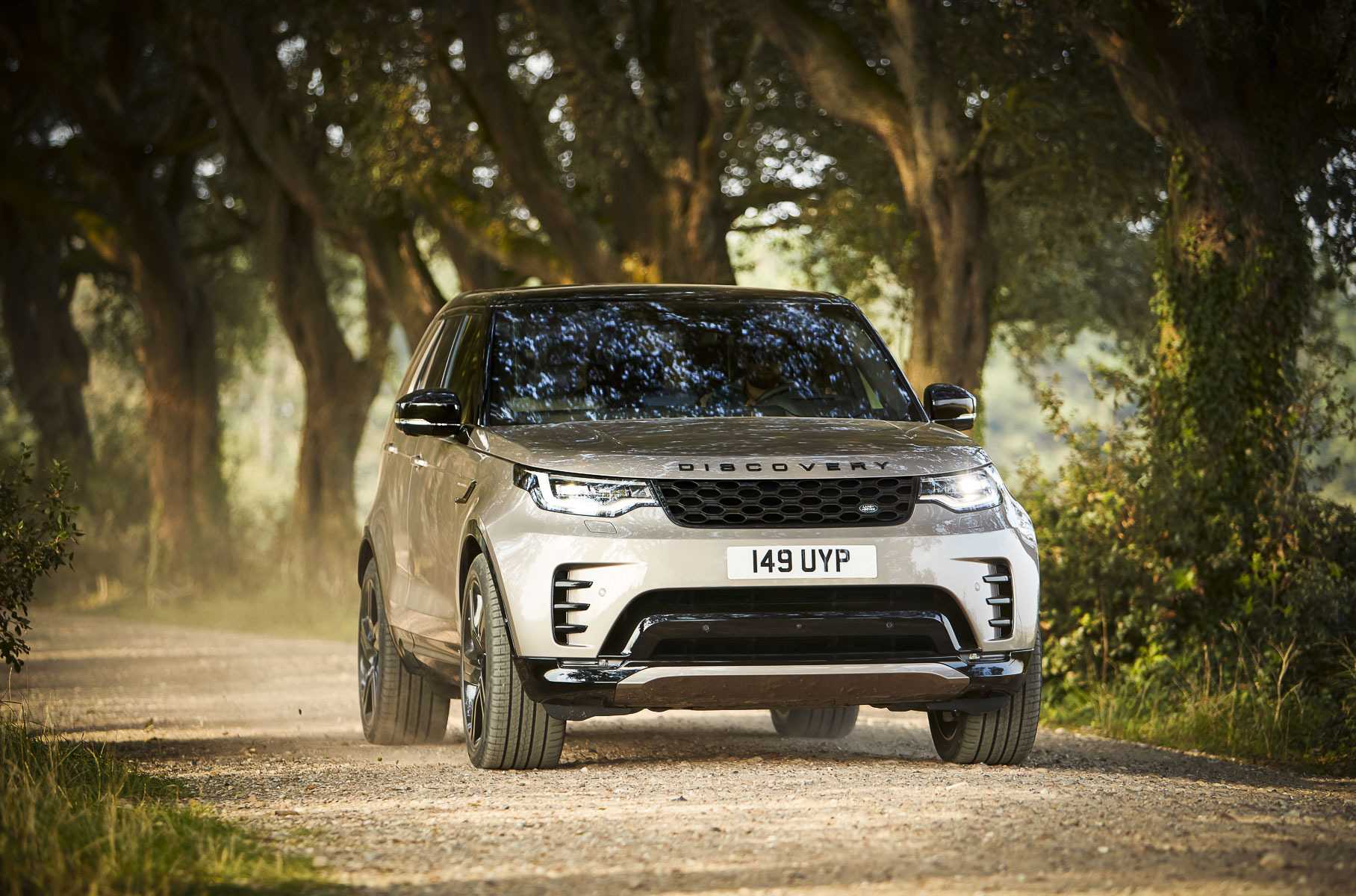 Тест-драйв land rover discovery 2018 — автомобиль с «хищным» силуэтом