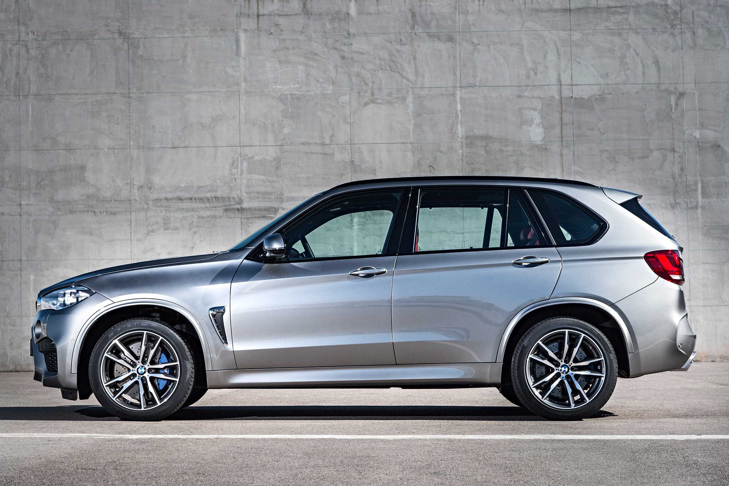 Обновлённый крутой bmw x5 m competition 2024 года