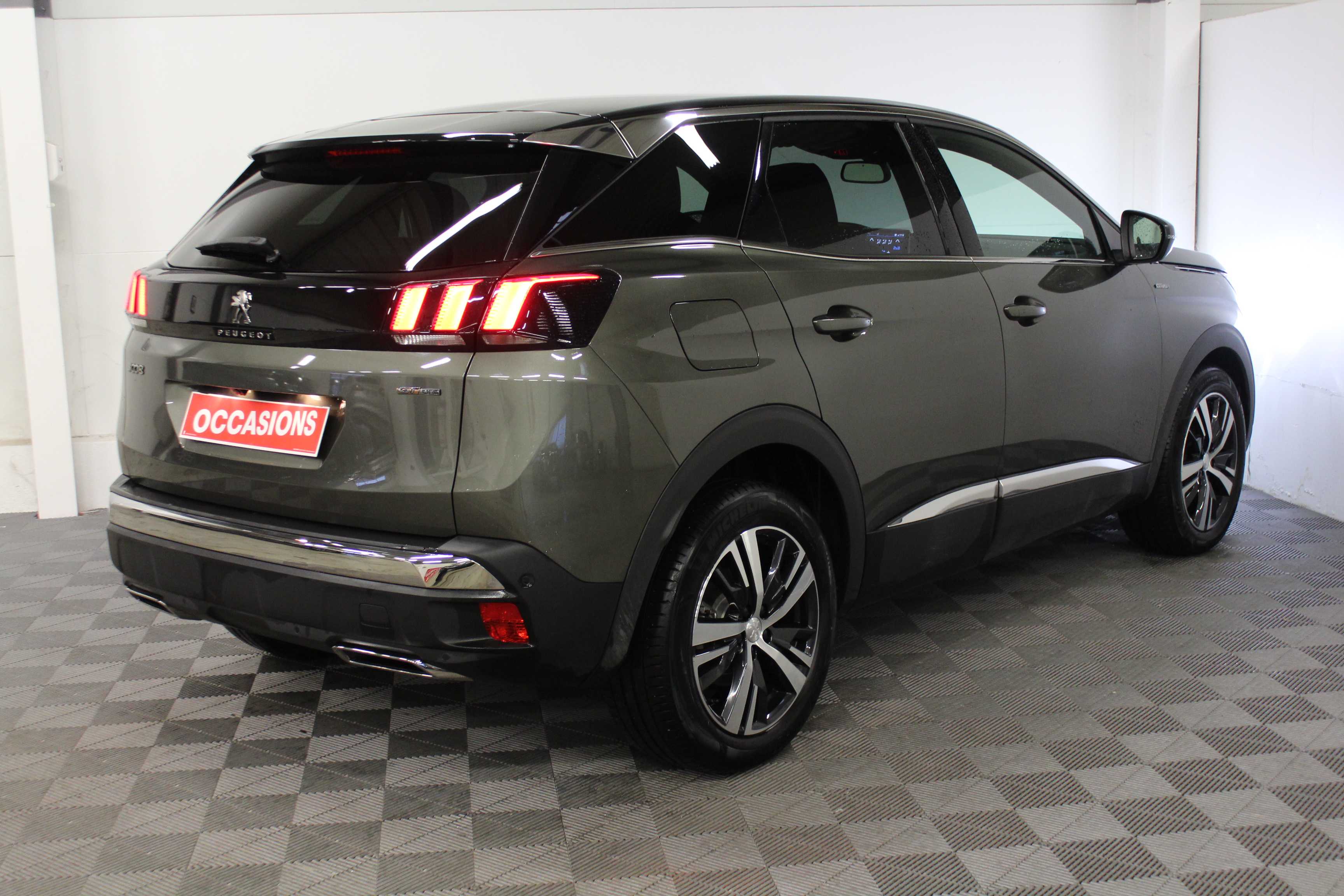 Обзор обновленного кроссовера peugeot 3008