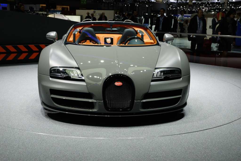 Bugatti veyron 16.4 (бугатти вейрон) 2005 — 2015