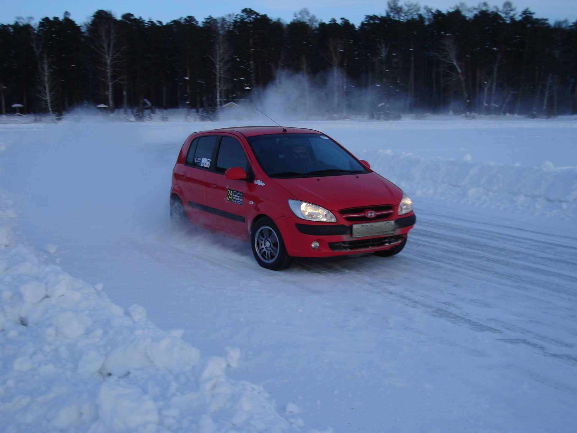 Сравнение hyundai getz 1.4 и opel corsa (2006-2010) 1.4  | мобильная версия