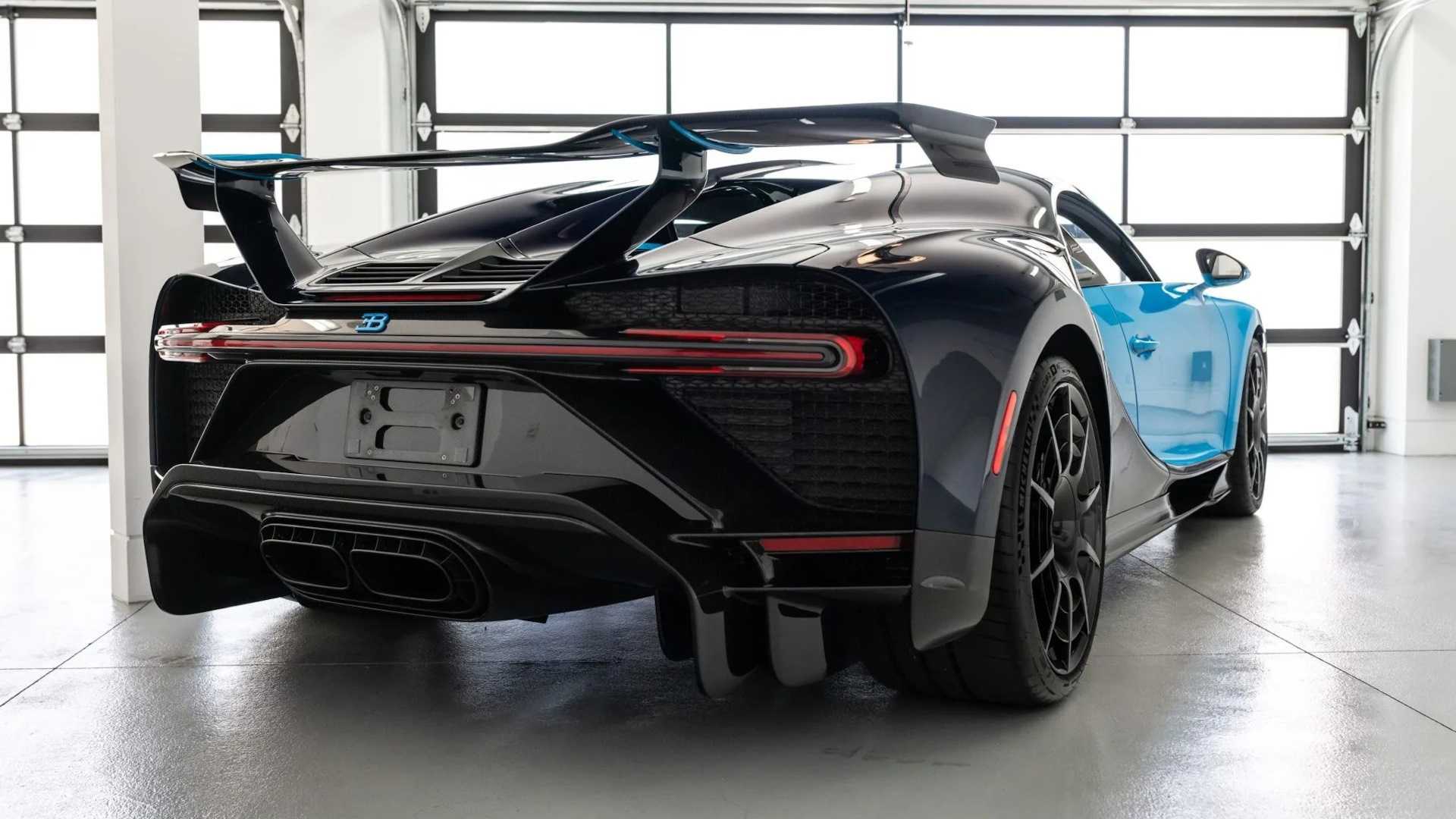 Компания bugatti рассказала о своем новом гиперкаре с классическим двс