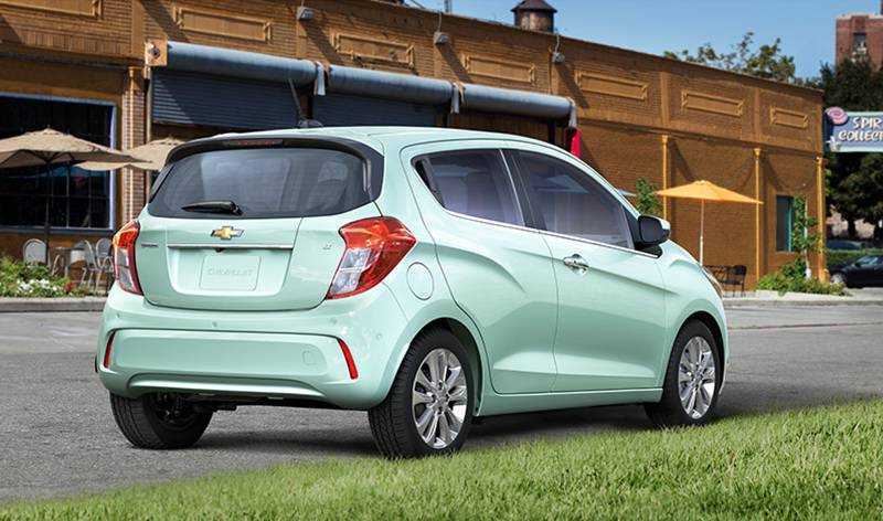 Chevrolet spark 2021: компактный хэтчбек для городских дорог