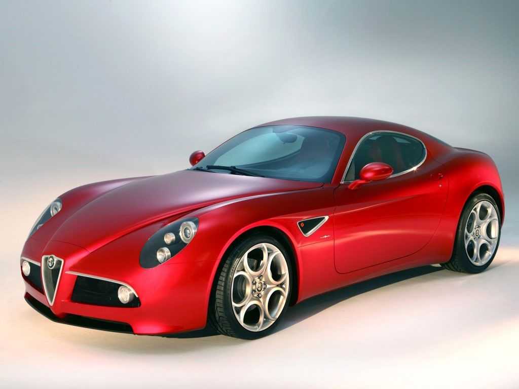 Alfa romeo 8c competizione: герой своего времени