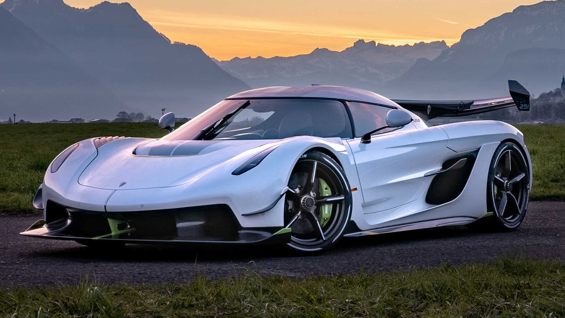 Koenigsegg trevita – уникальное творение шведских инженеров