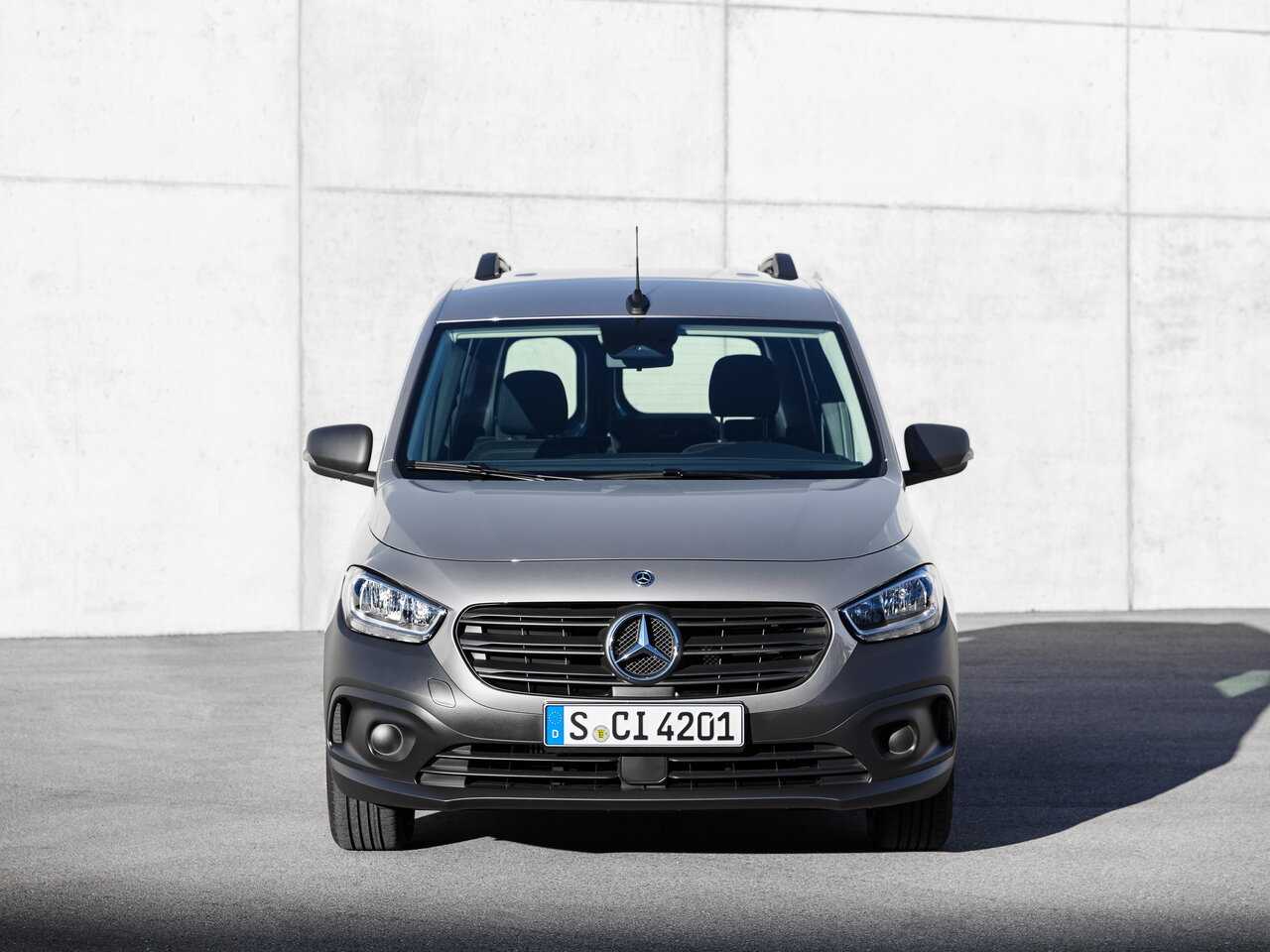 Новый citan: по-прежнему аналог renault kangoo, но в нём будет больше от mercedes