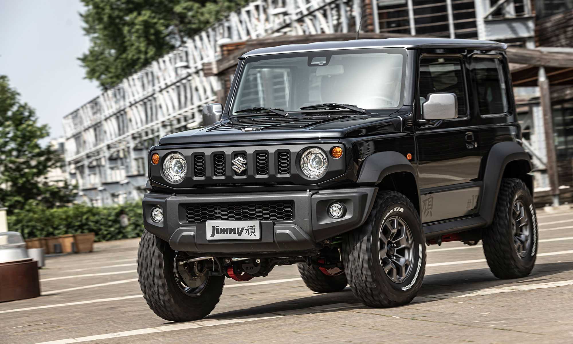 Новый suzuki jimny: все особенности внедорожника в живом обзоре - журнал движок.