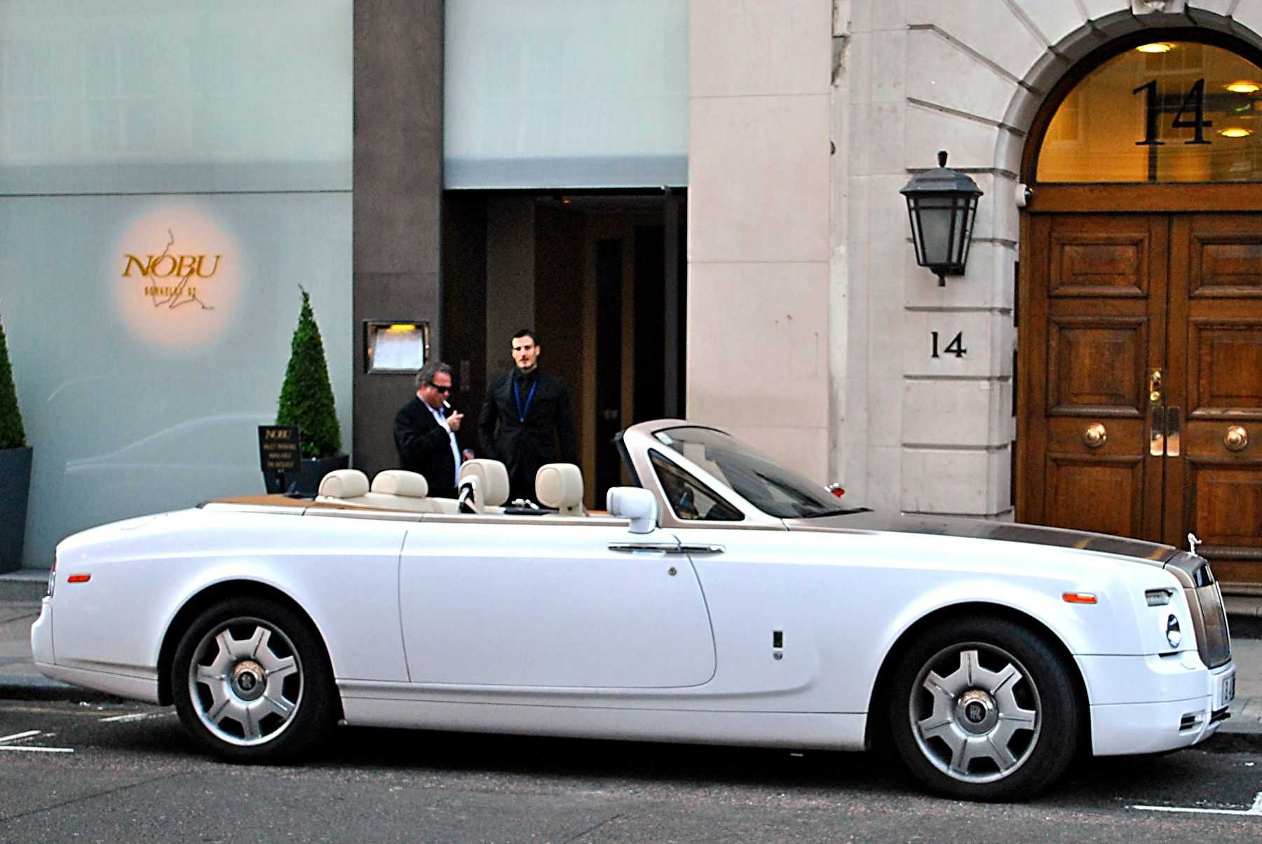 Rolls-royce выпустит 35 специальных кабриолетов phantom