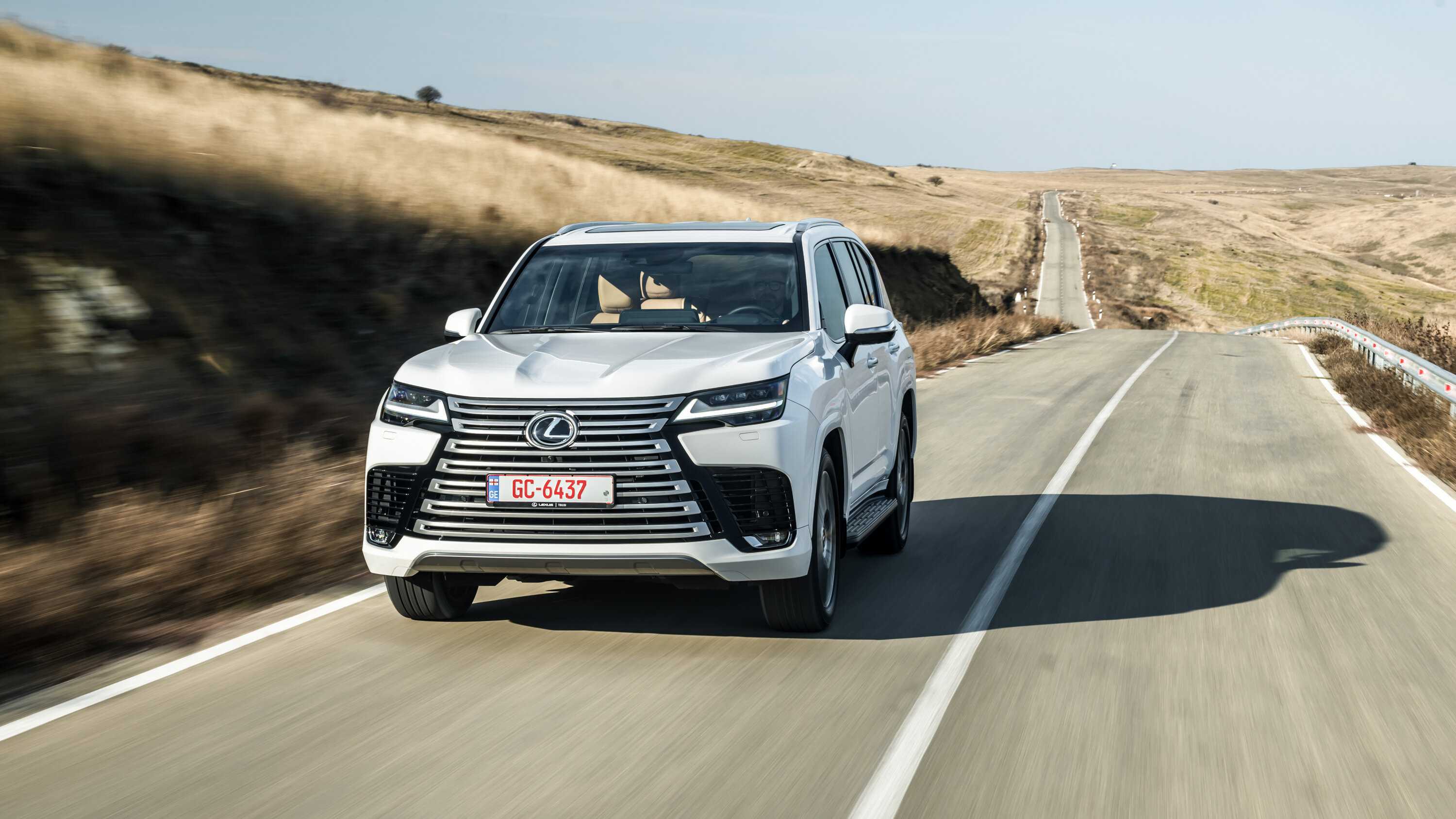 Lexus LX 500d: комплектации и цены официальные, фото в новом кузове, модификации и оборудование автомобиля на 2023 год