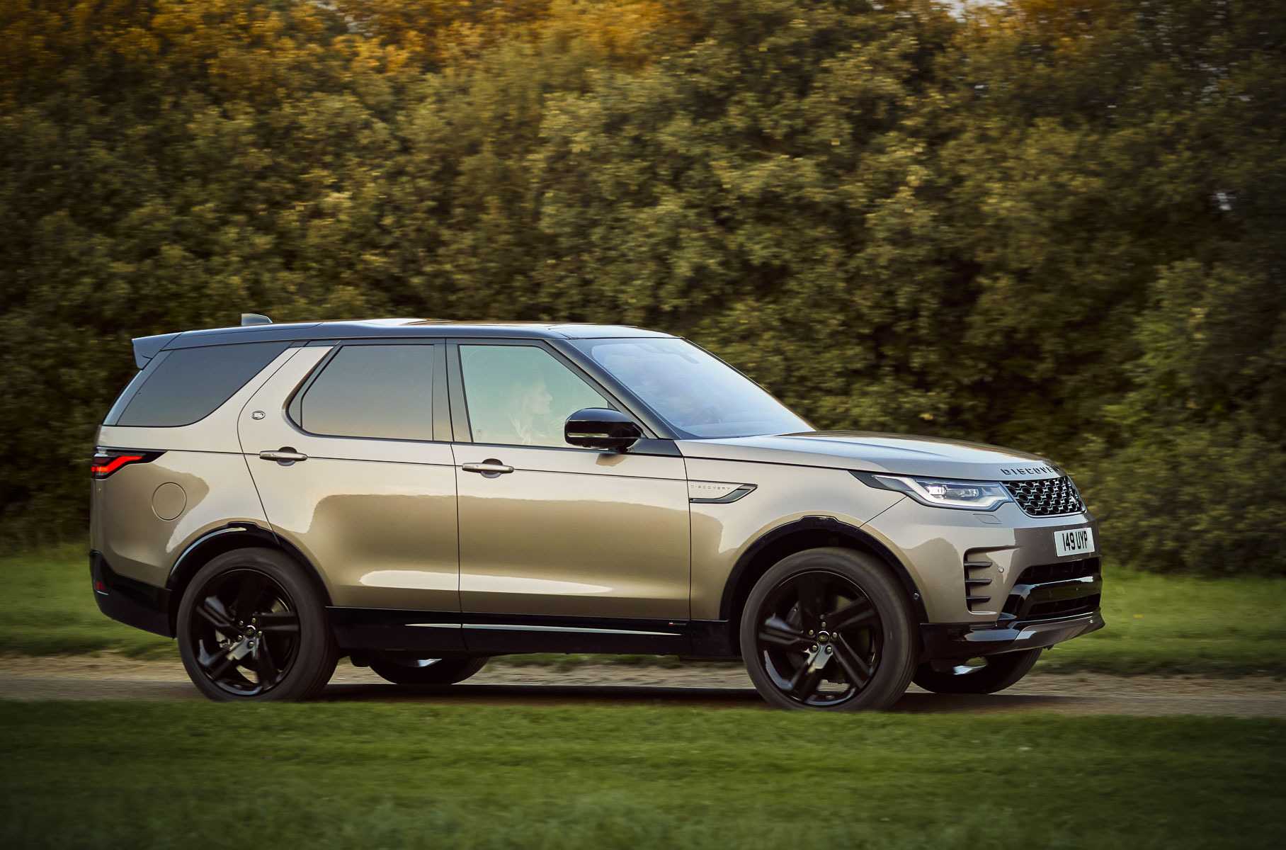 Land rover discovery 5 2017 (ленд ровер дискавери) видео обзор и тест драйв
