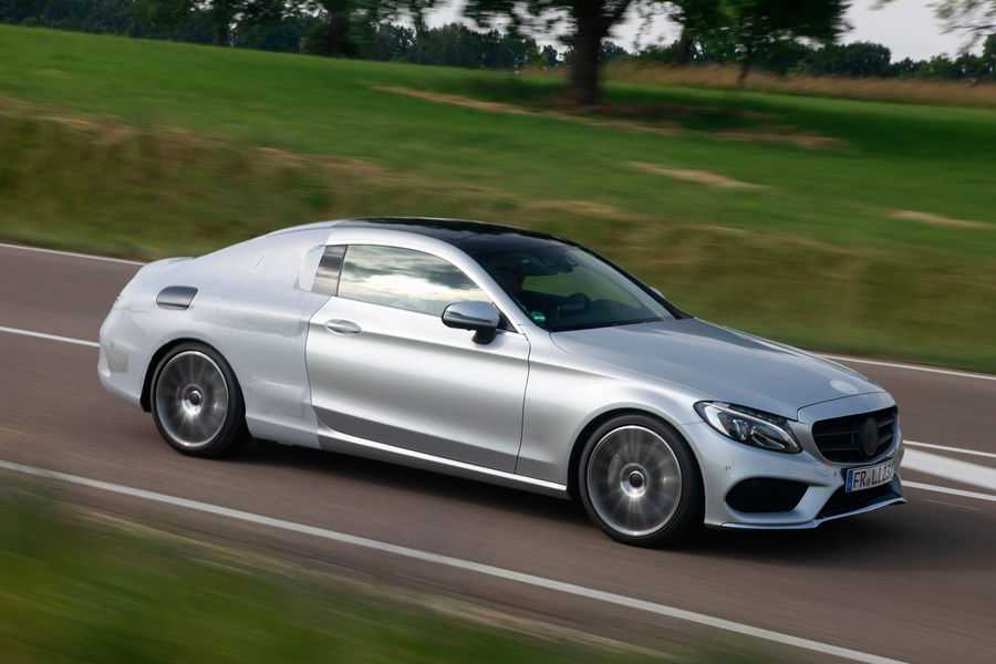 Mercedes-benz провел презентацию седана c-class 2015 года