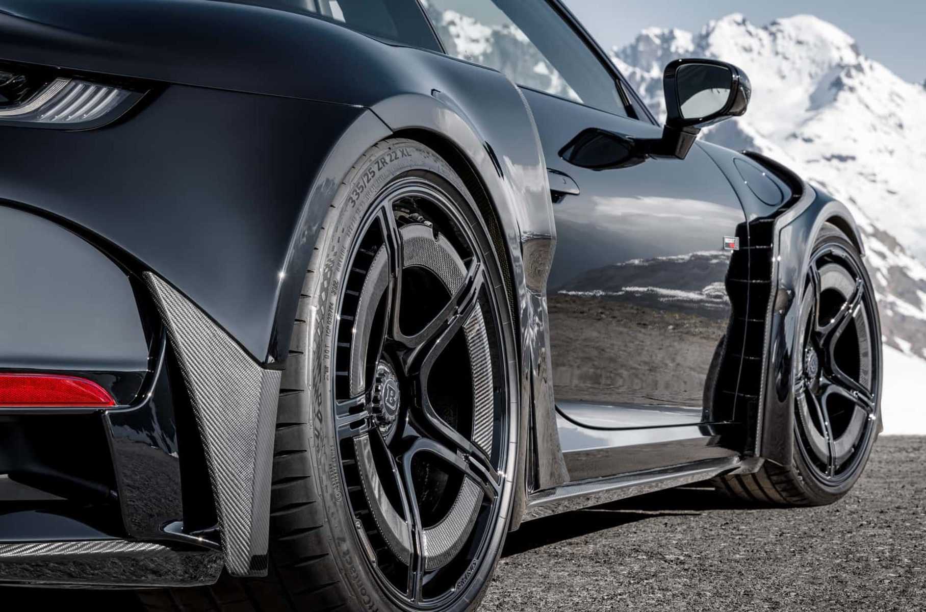 Ателье brabus представило 900-сильное купе rocket r на базе porsche 911 turbo s