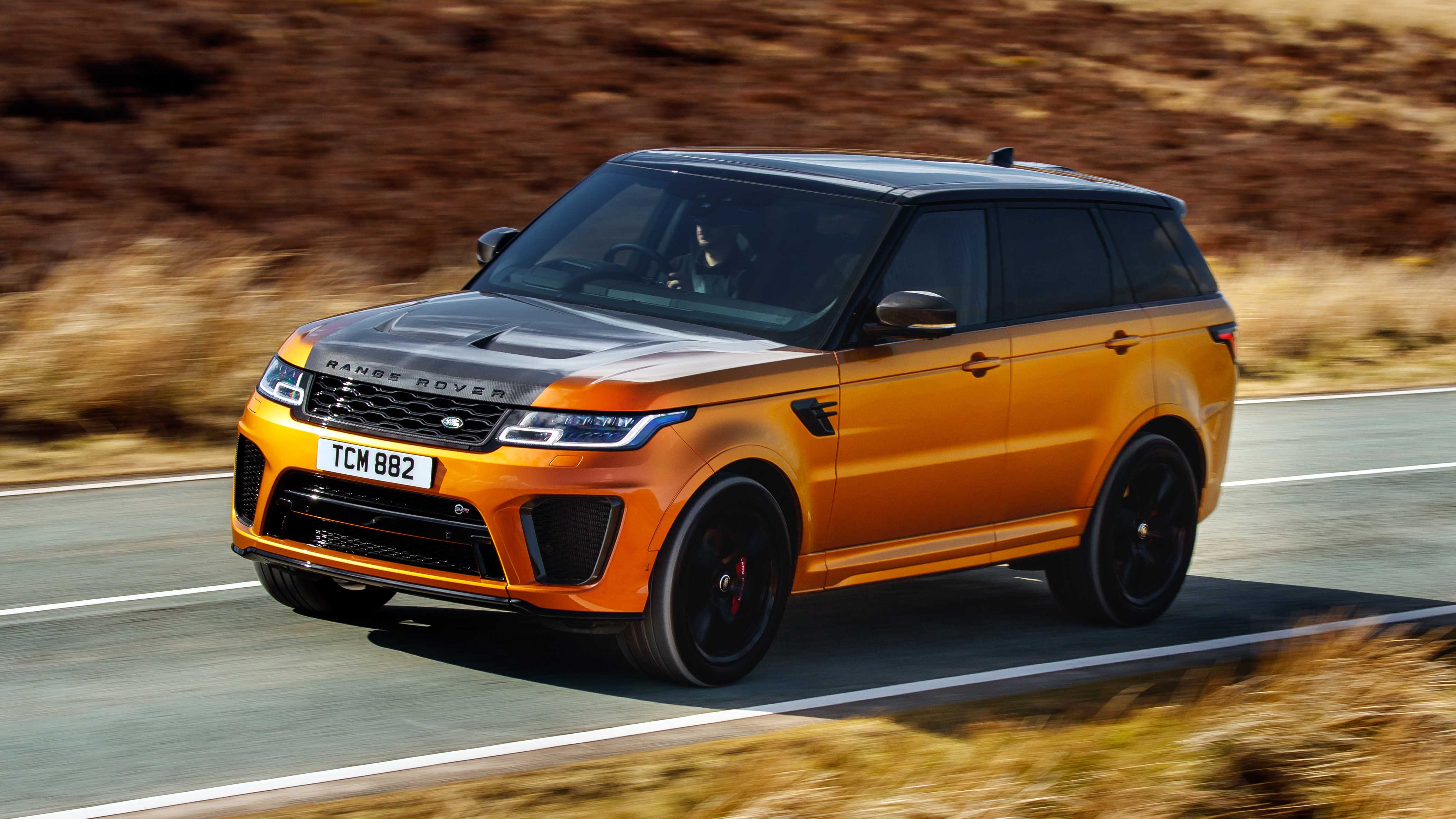 Range Rover Sport оранжевый