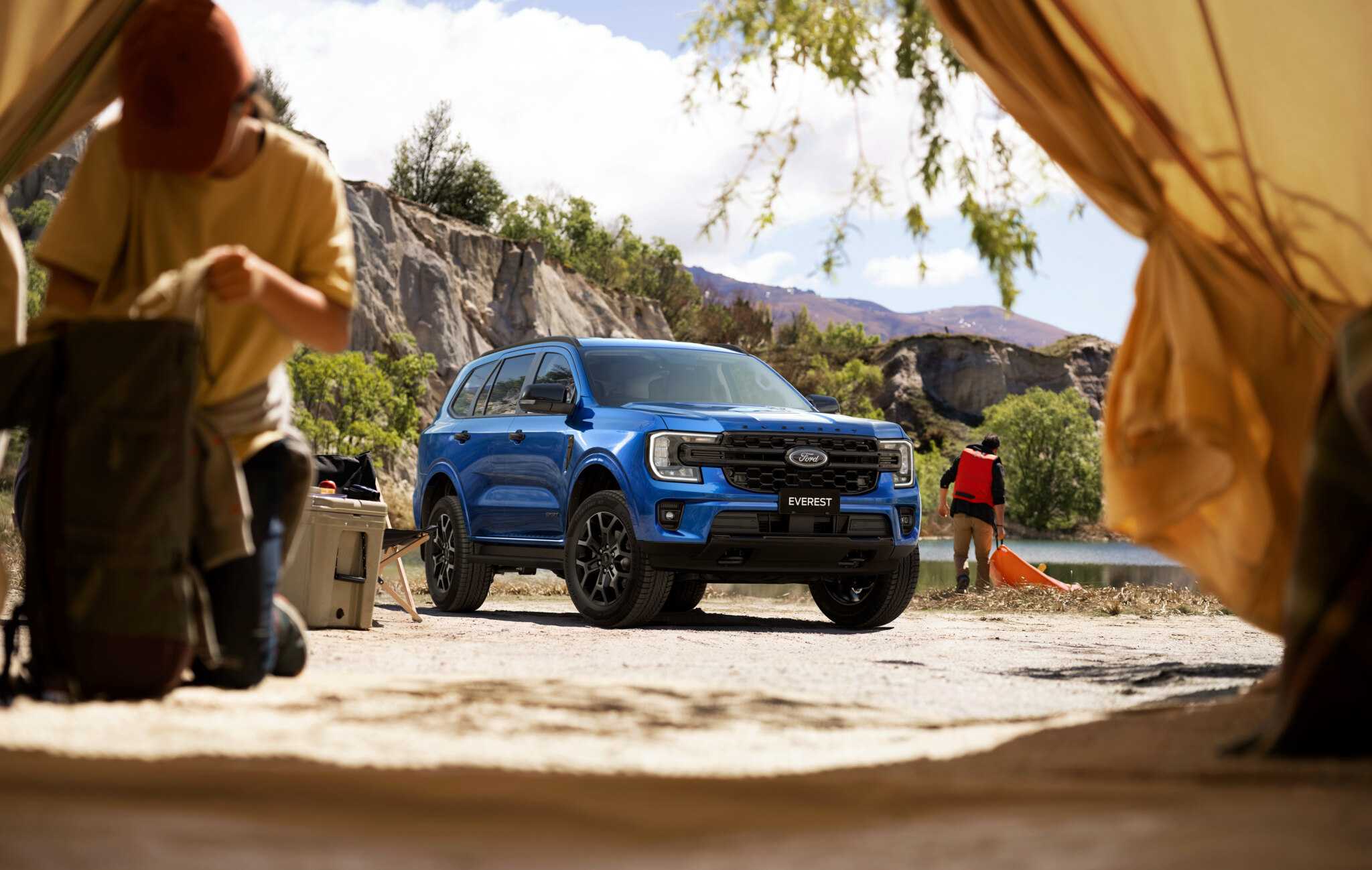 Компания ford представила новый рамный внедорожник everest на базе пикапа ford ranger
