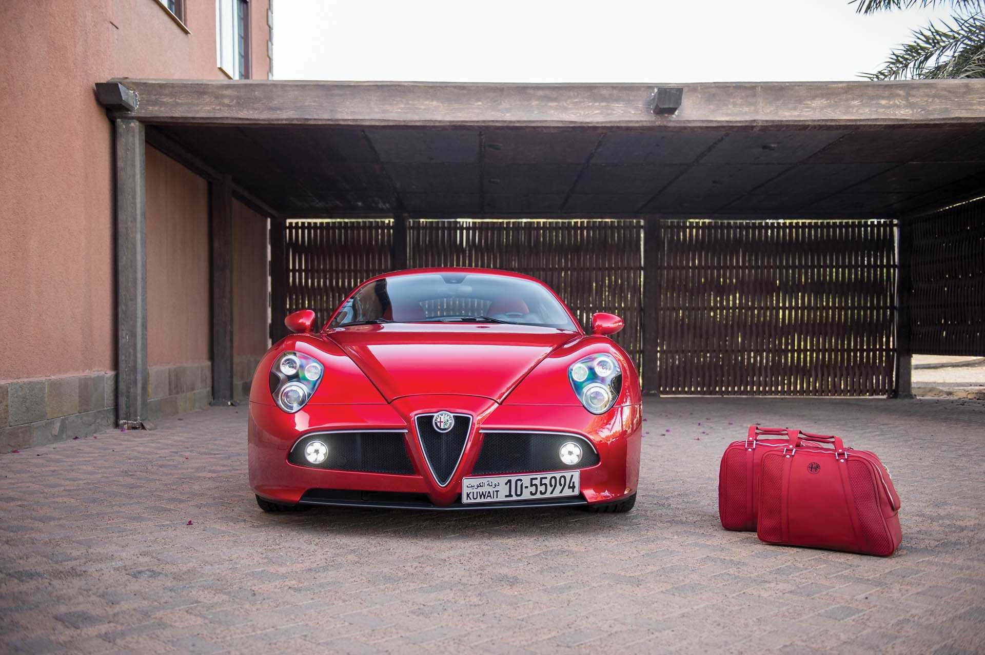 Хотя итальянцы и выпускали родстер Alfa Romeo RZ с 1992 по 1994 гг, однако за это время было собрано лишь 284 такие машины Теперь одна из них продается в