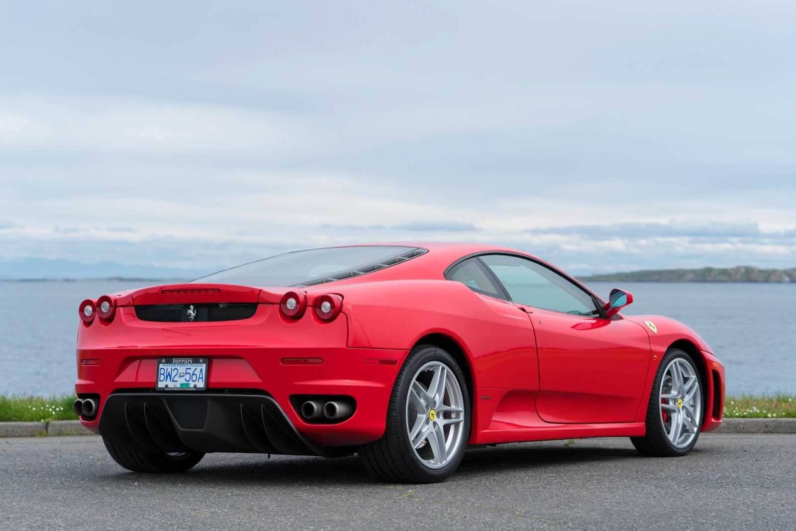 Ferrari f430 сбоку