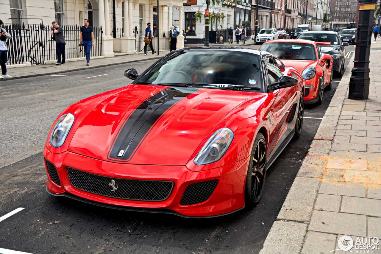 Трековый суперкар Ferrari 599XX впервые был представлен публике в 2010 году и является одной из самых необычных моделей итальянской компании Будучи