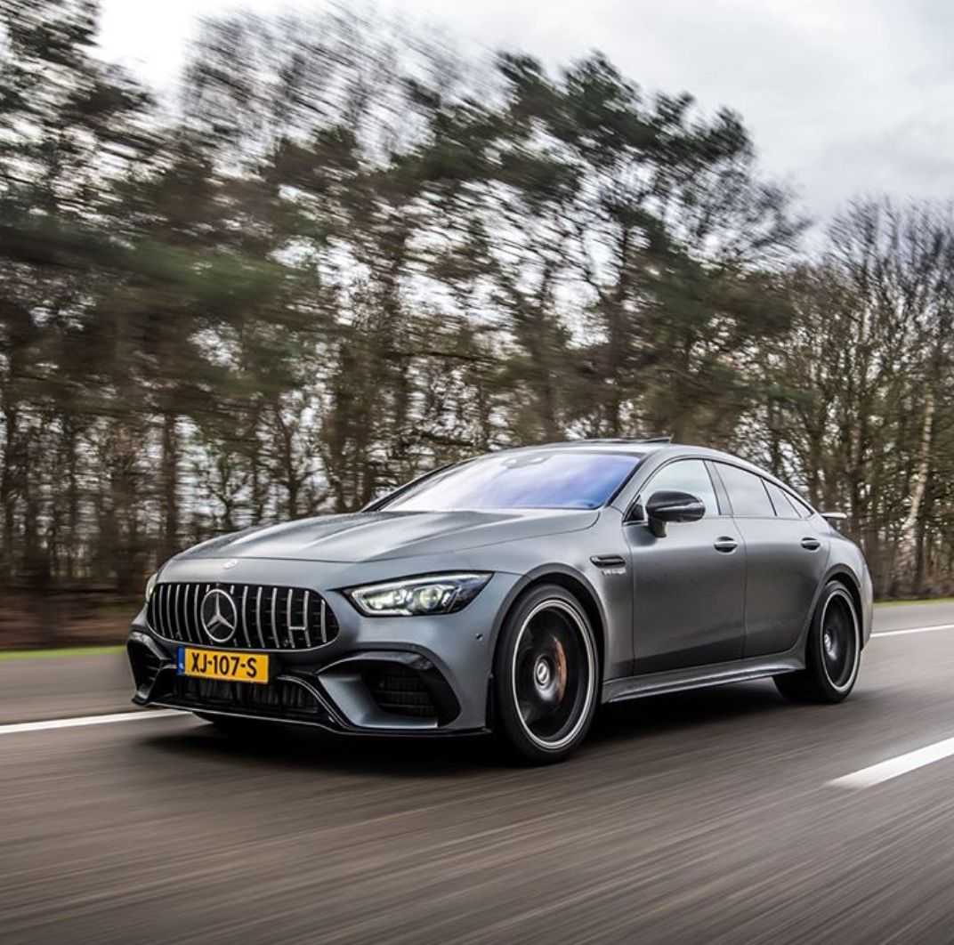 Обзор суперкара Mercedes-AMG GT 2015-2016 Технические характеристики, фото и цены нового Мерседес АМГ ГТ в Росси