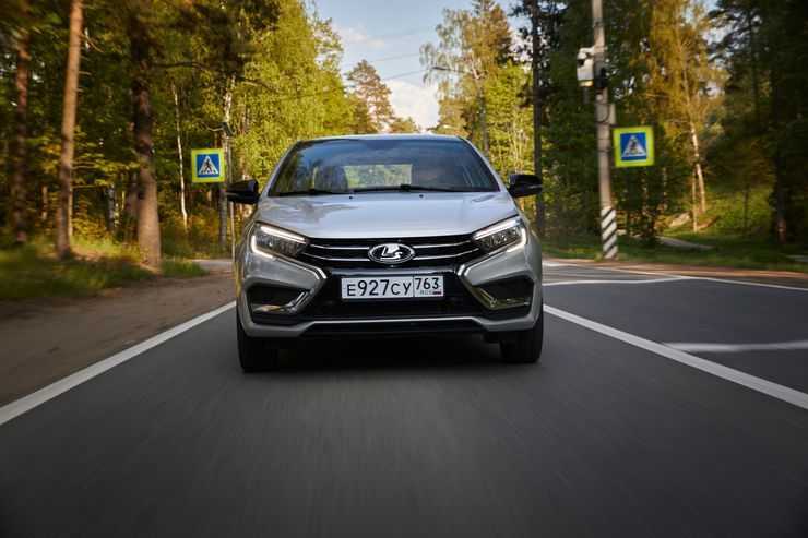 Тест-драйв автомобиля lada vesta